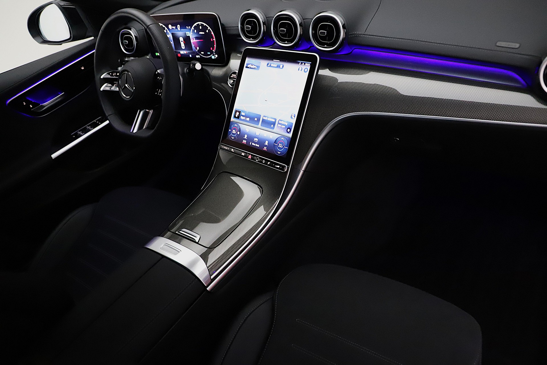 MERCEDES-BENZ C 220 d AMG Line Advance-image-6