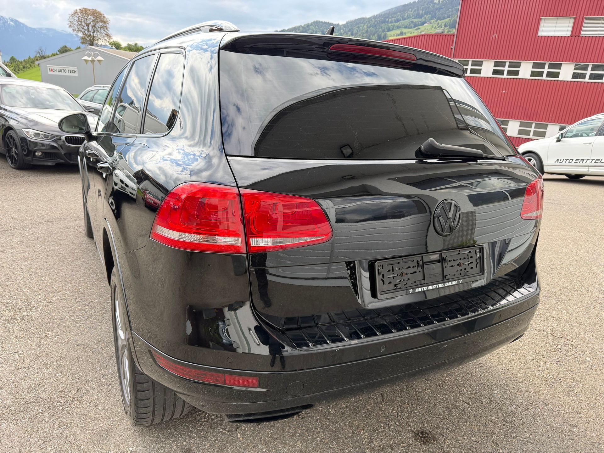 VW Touareg 3.0 TDI BlueMotion Technology Tiptronic-showroom-element-2