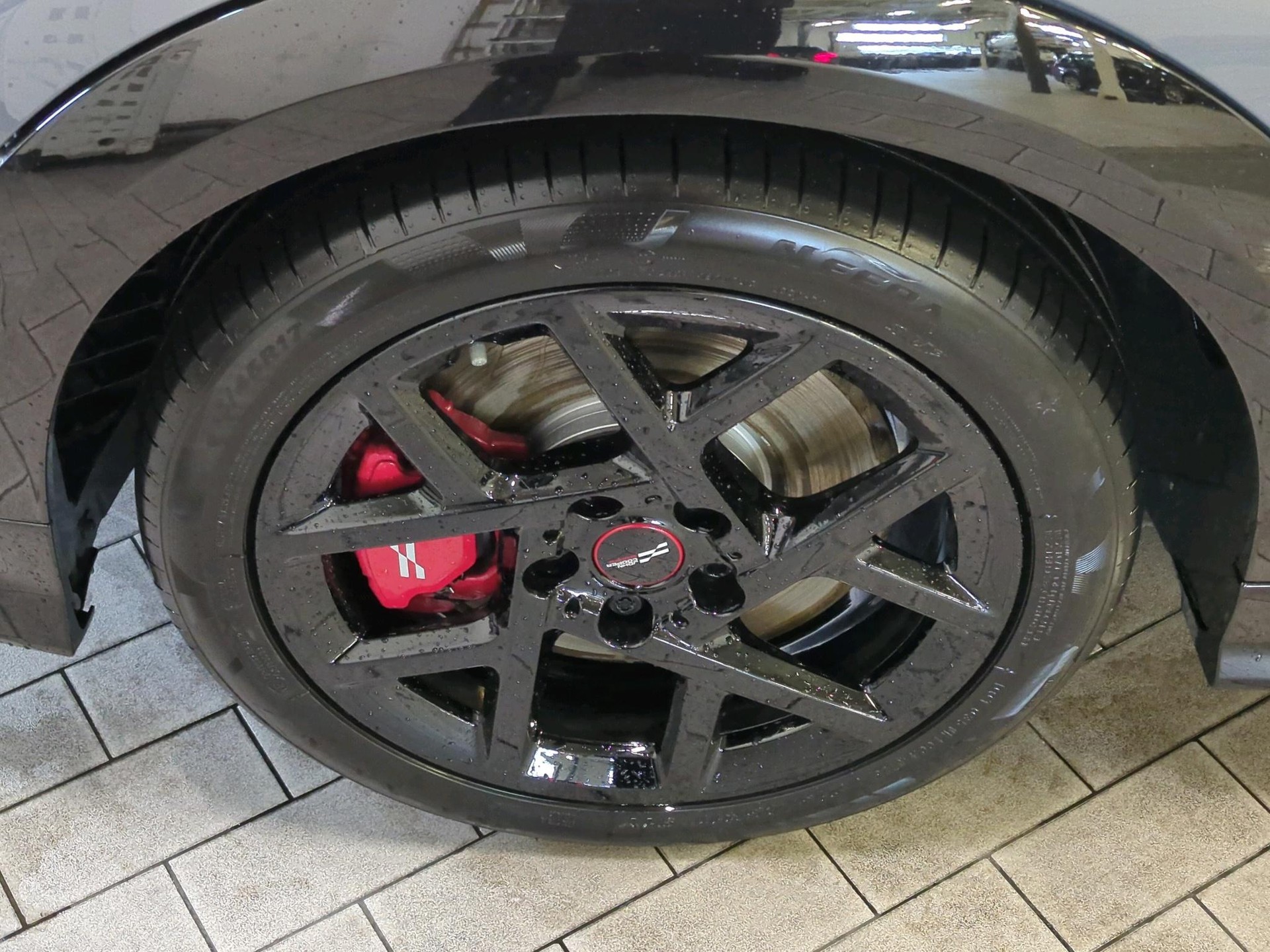 MINI John Cooper Works Cabrio-image-7