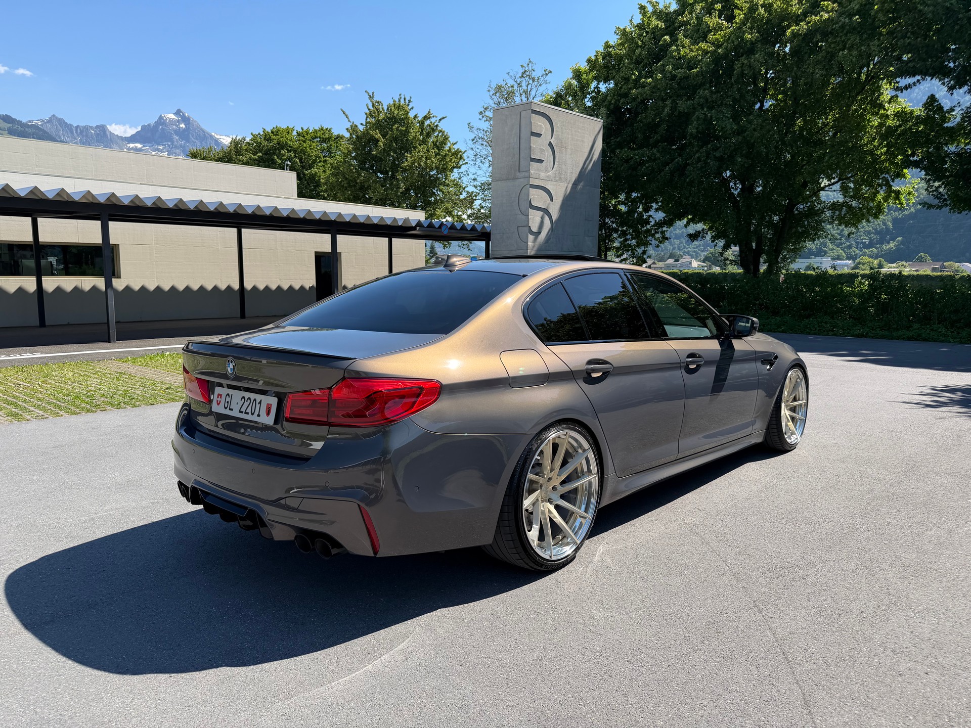 BMW M5 xDrive Competition Drivelogic-image-3