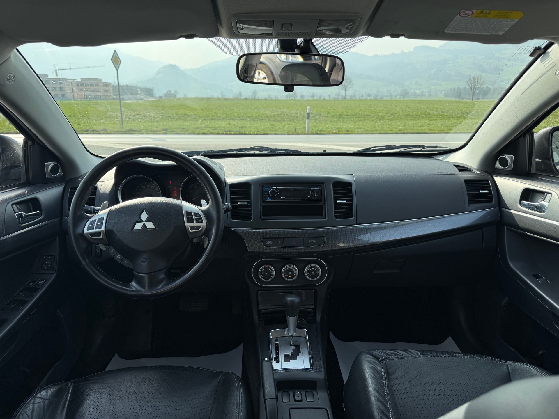 MITSUBISHI Lancer Sportback 1.8 Invite CVT-image-9