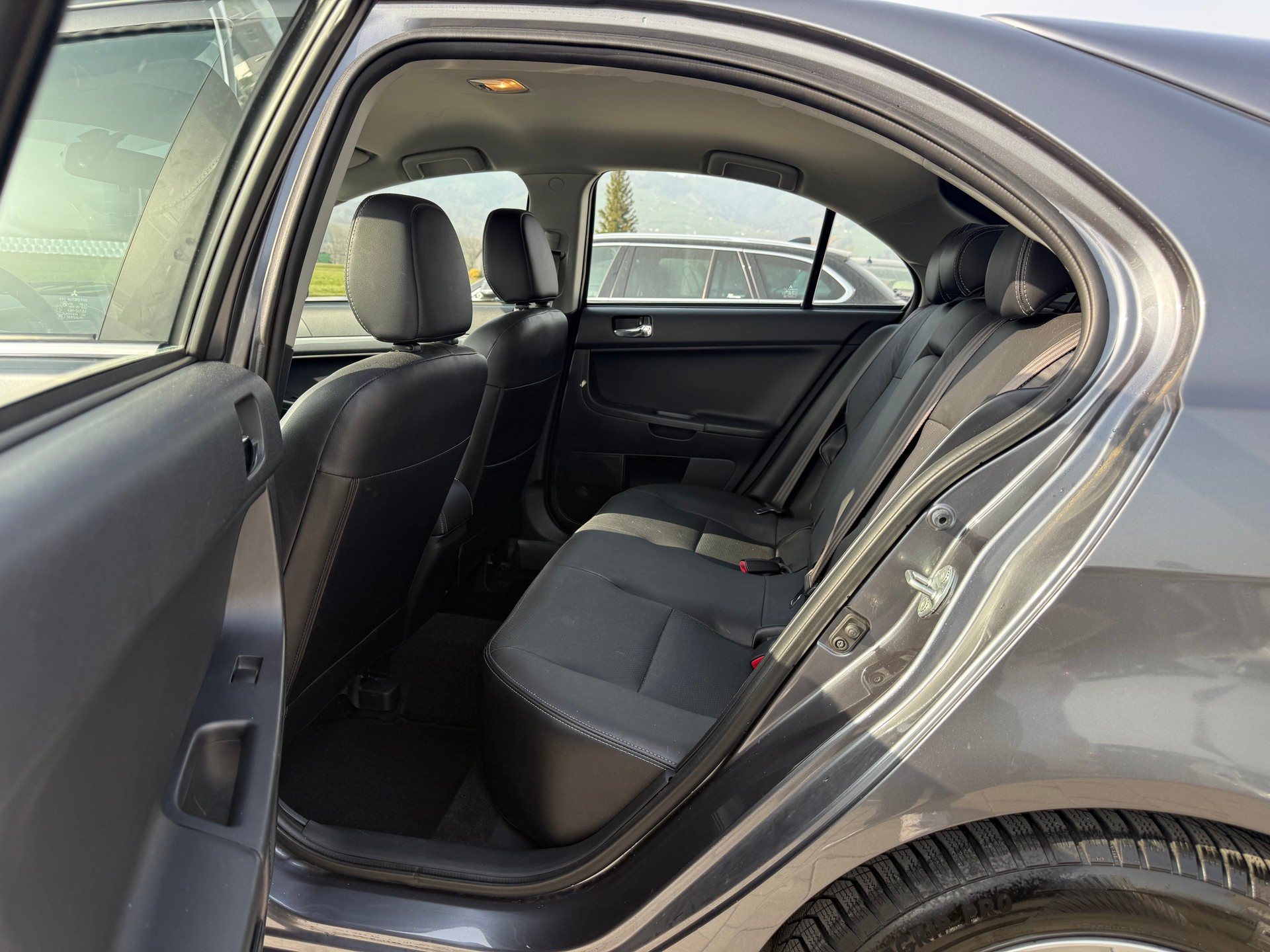 MITSUBISHI Lancer Sportback 1.8 Invite CVT-image-11