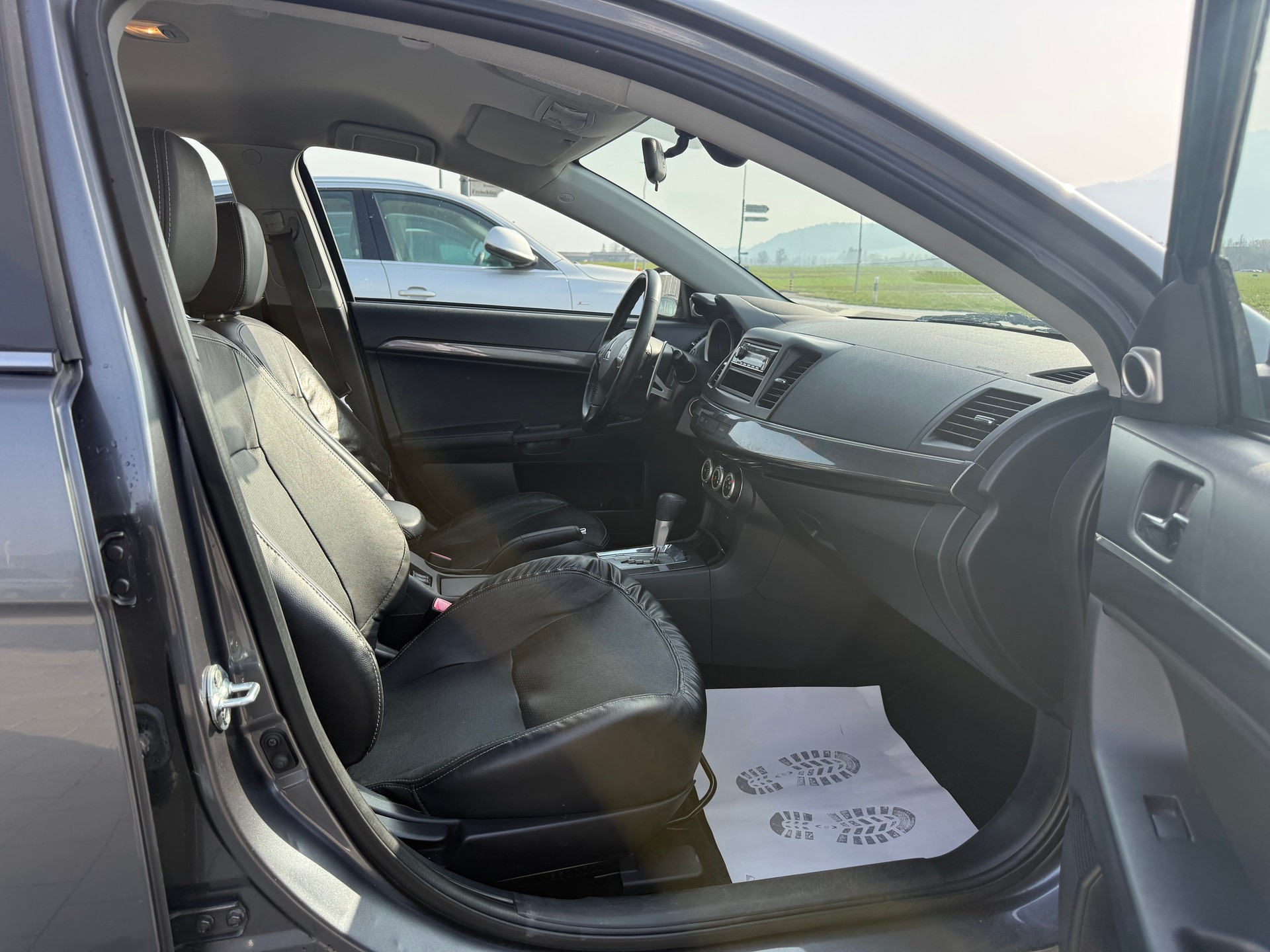 MITSUBISHI Lancer Sportback 1.8 Invite CVT-image-10