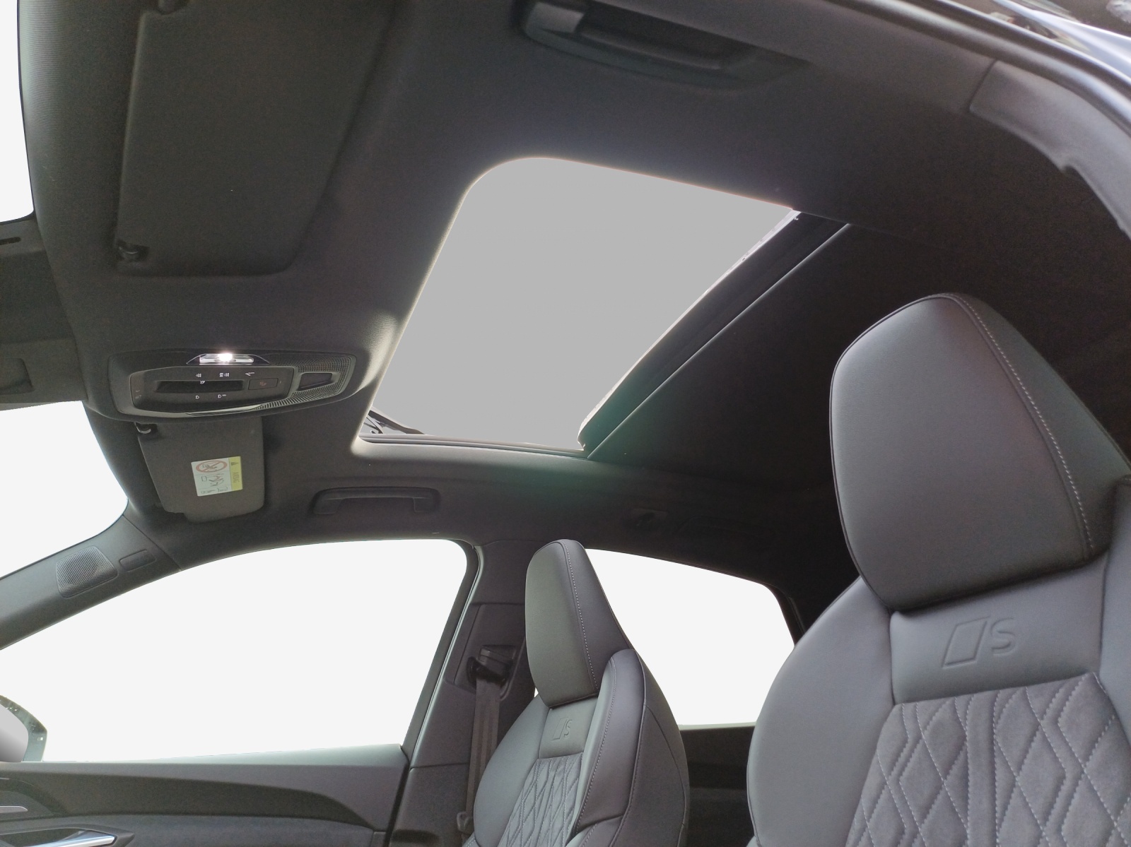 AUDI Q5 Sportback TDI quattro 150 kW S-tronic-image-14