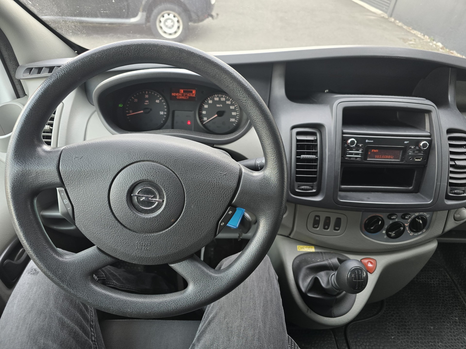 OPEL Vivaro 2.0 CDTI 2.9t L2H1-image-10