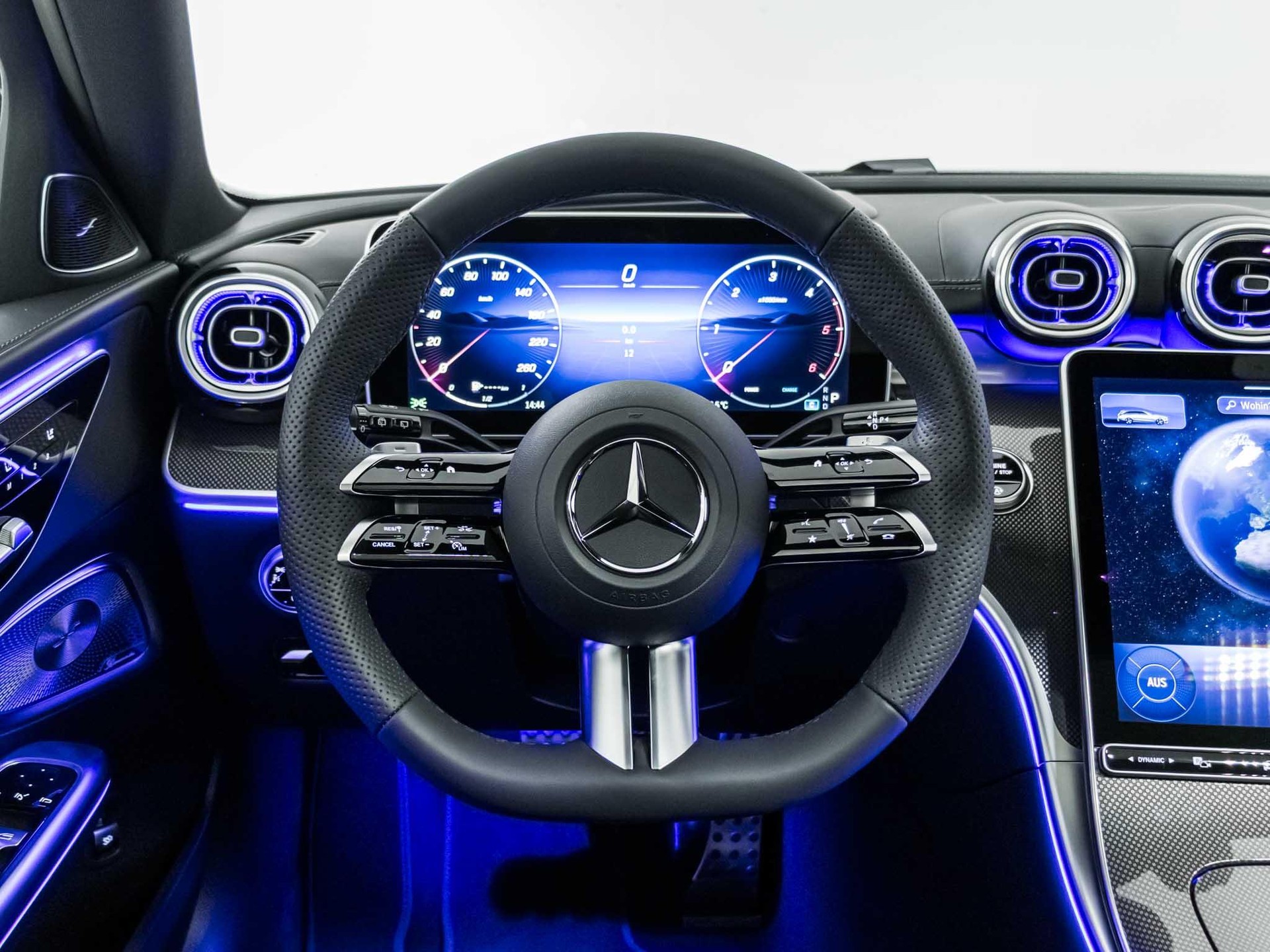 MERCEDES-BENZ C 220 d 4MATIC T-Modell Swiss Star-image-11