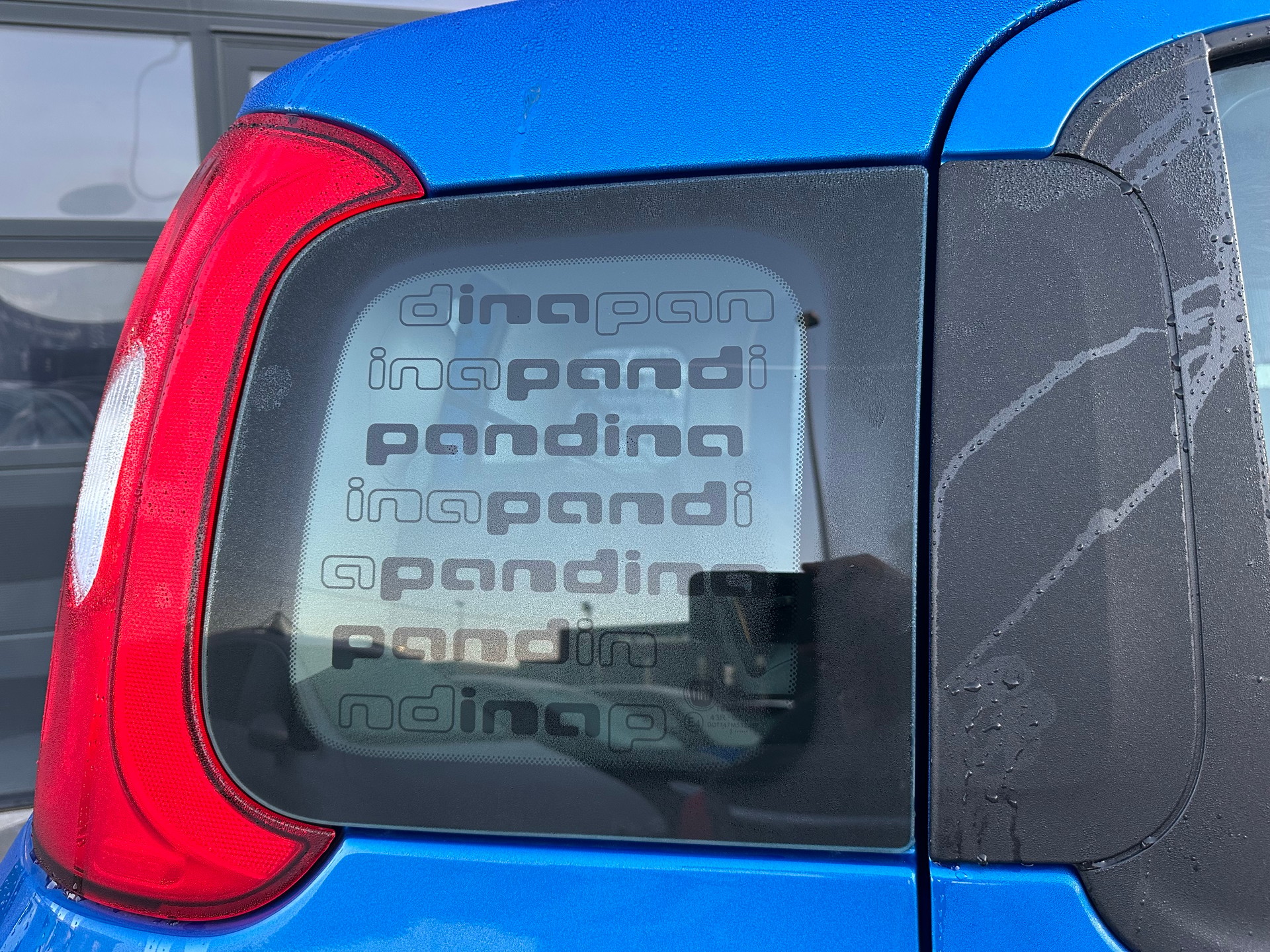 FIAT Panda 1.0 MHEV Pandina-image-8