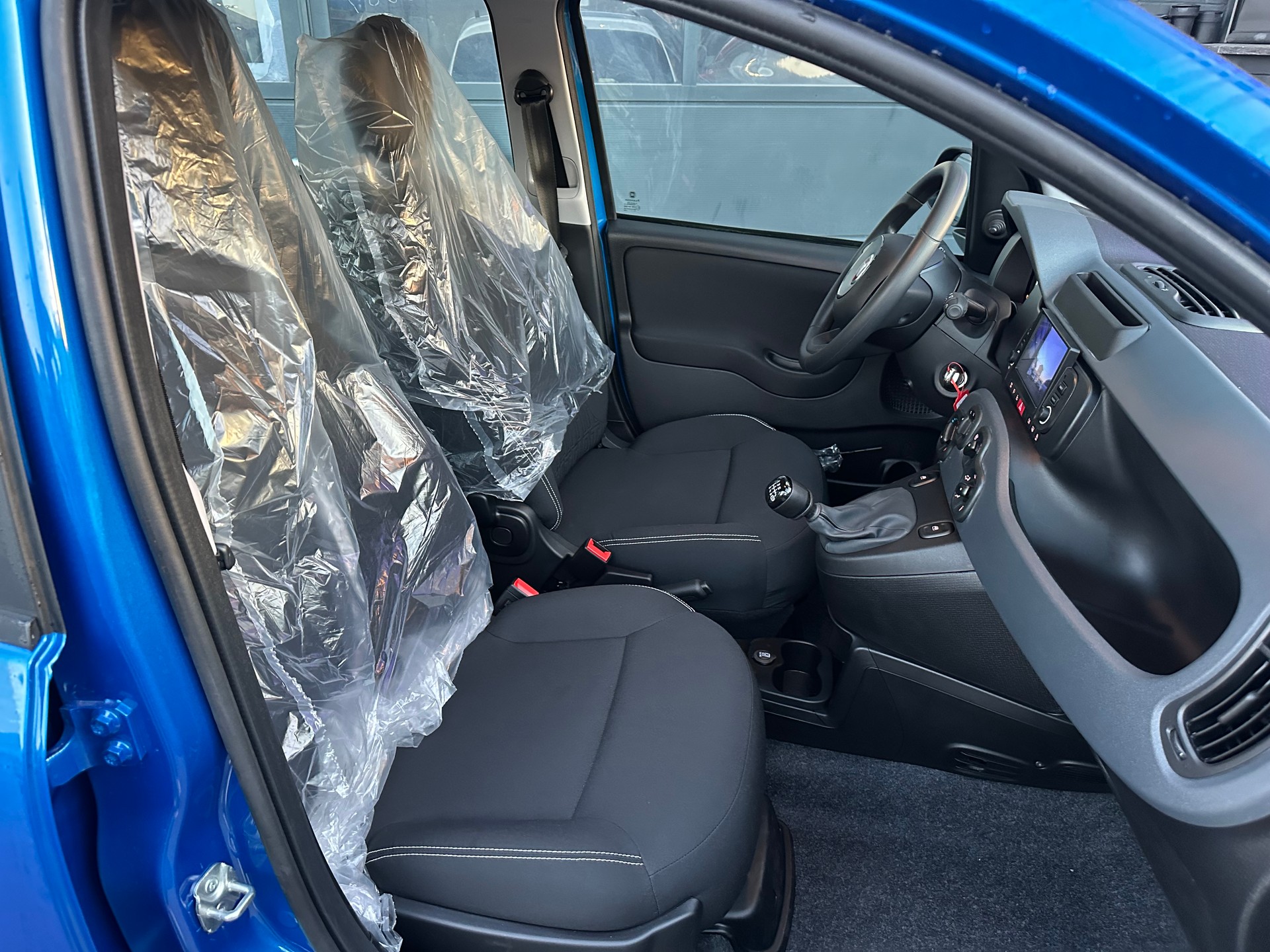 FIAT Panda 1.0 MHEV Pandina-image-24