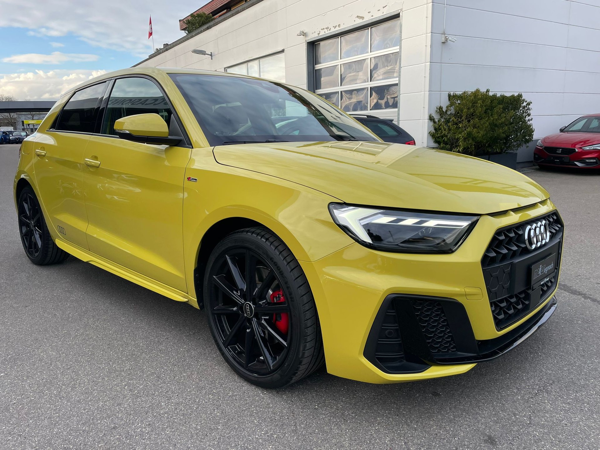 AUDI A1 Sportback 40 TFSI S Line S-tronic-image-1