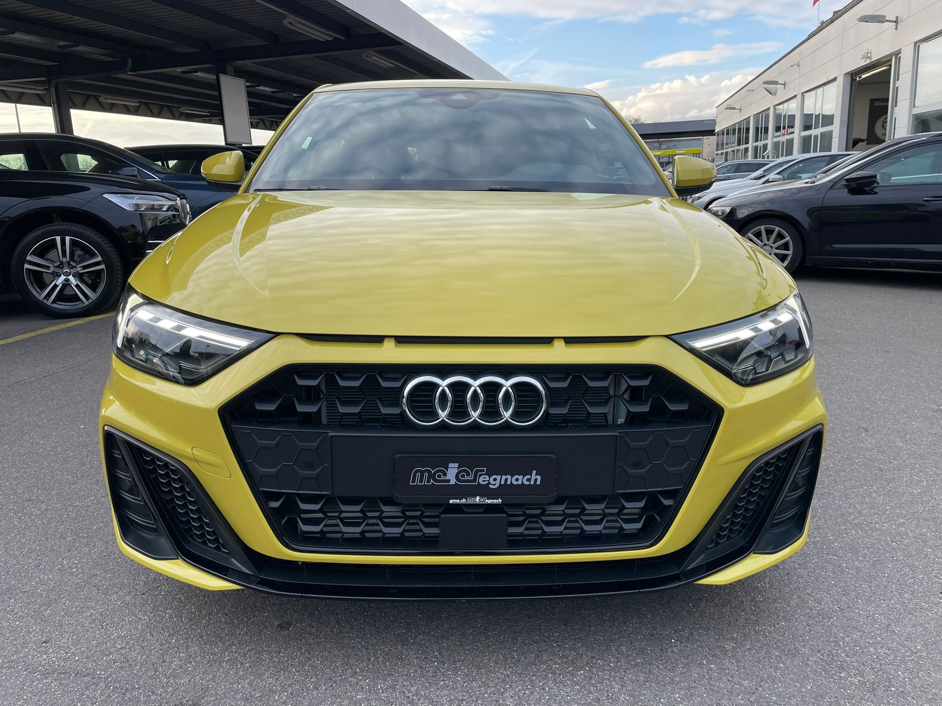 AUDI A1 Sportback 40 TFSI S Line S-tronic-image-2