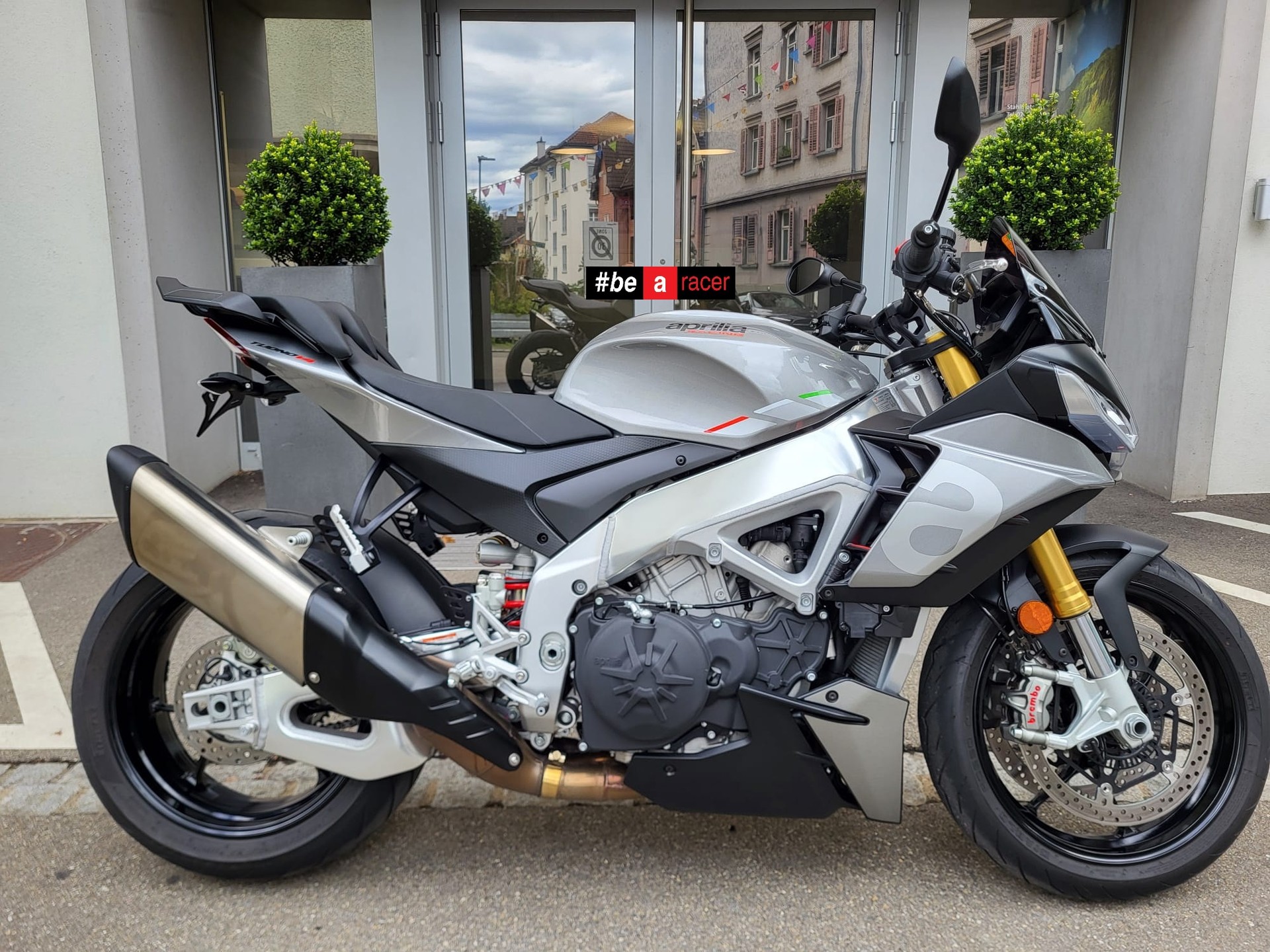 APRILIA Tuono V4 1100 GT