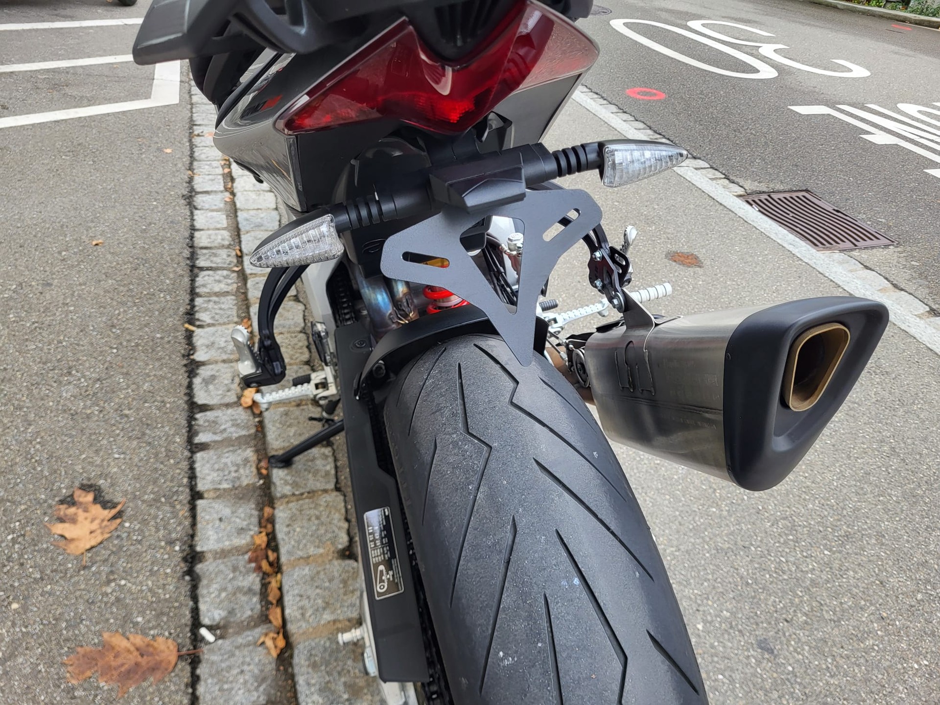 APRILIA Tuono V4 1100 GT-image-11