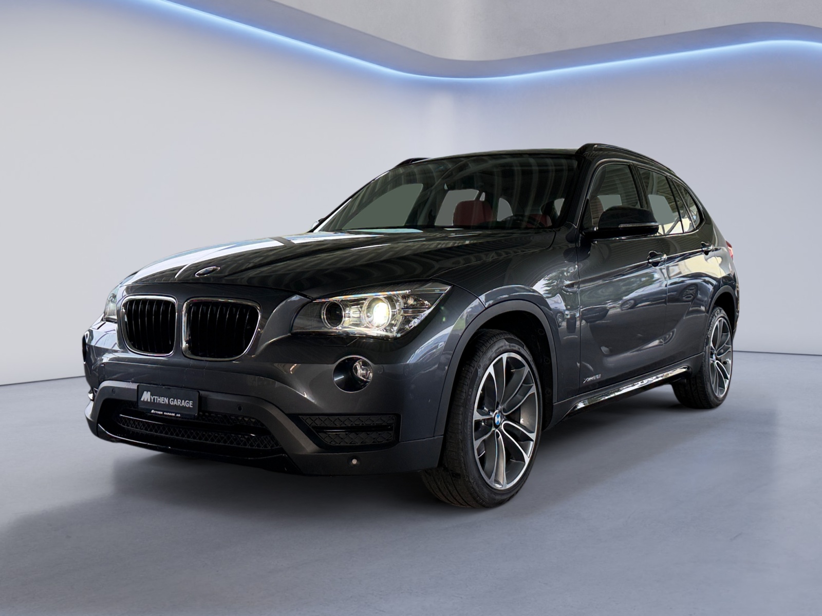 BMW X1 28i xDrive-image-0