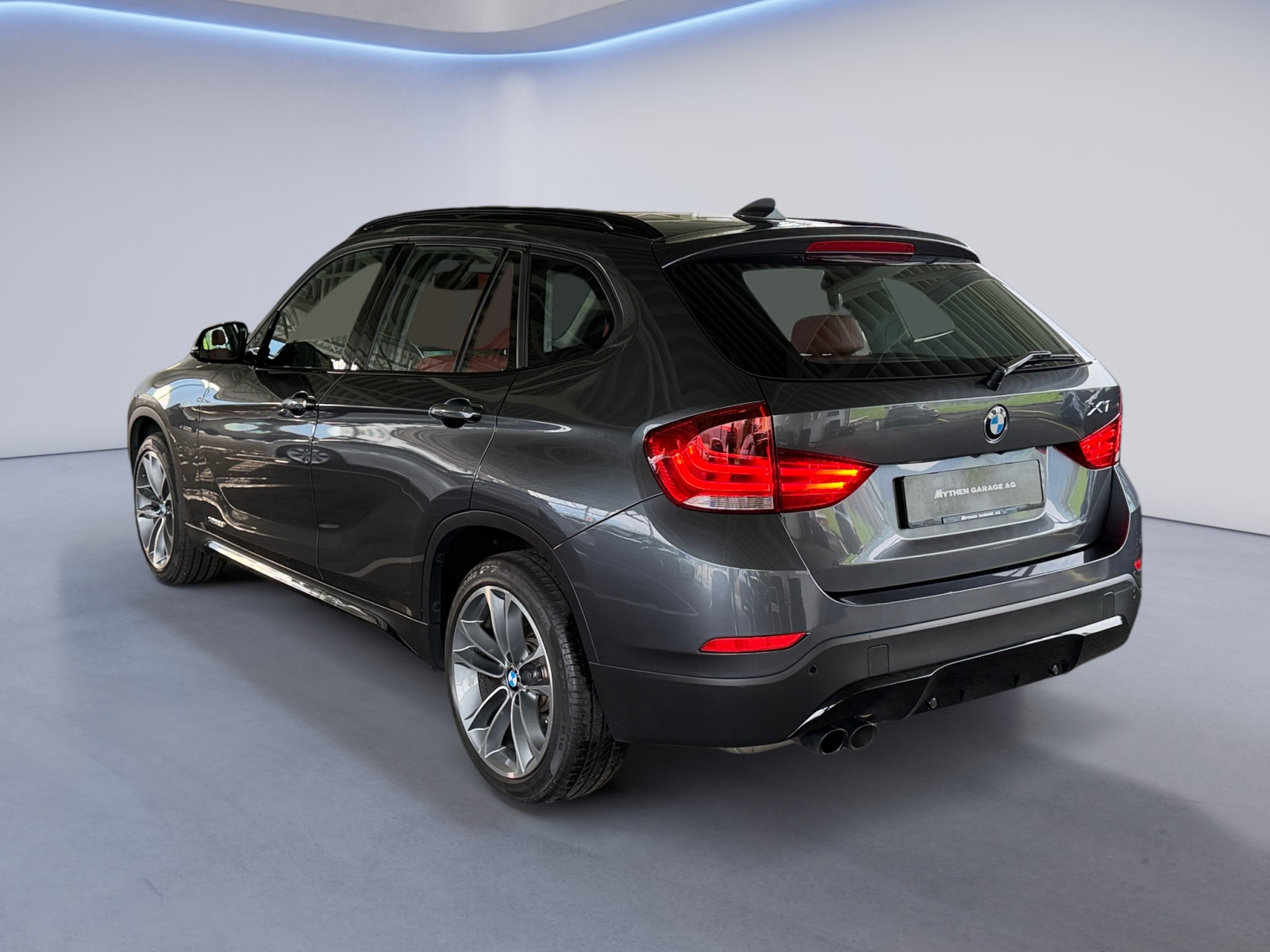 BMW X1 28i xDrive-image-2