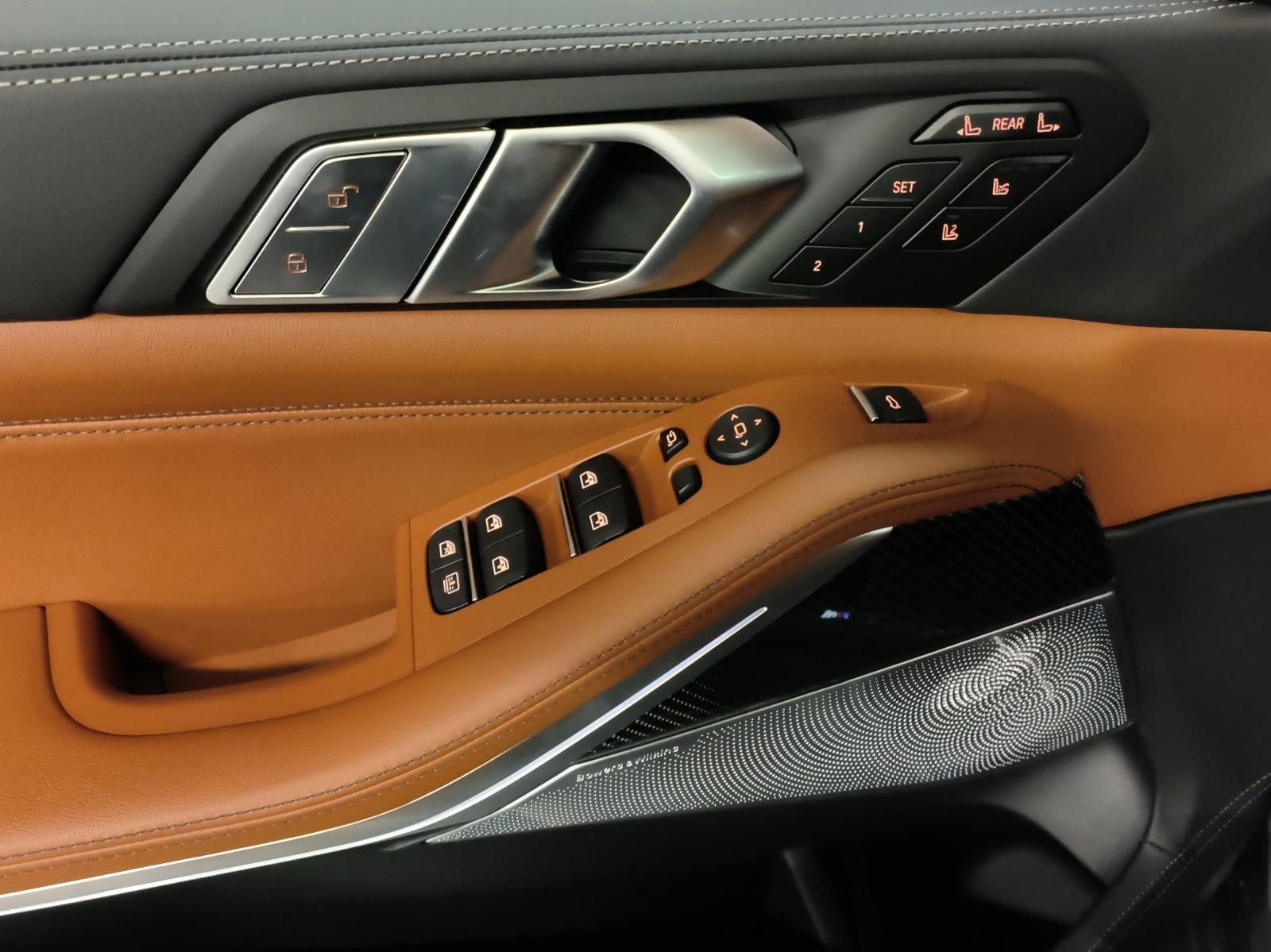 BMW X7 40d xDrive-image-10