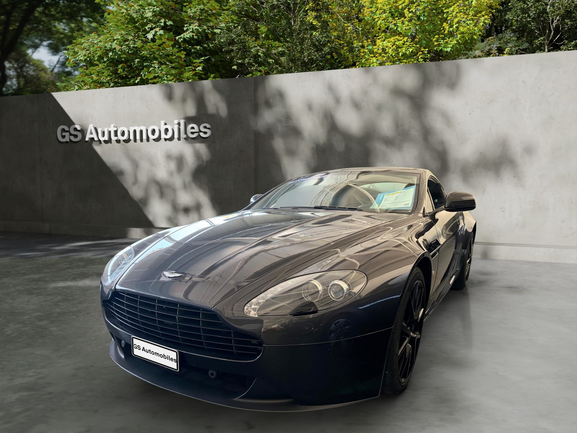 ASTON MARTIN V8 Vantage 4.7