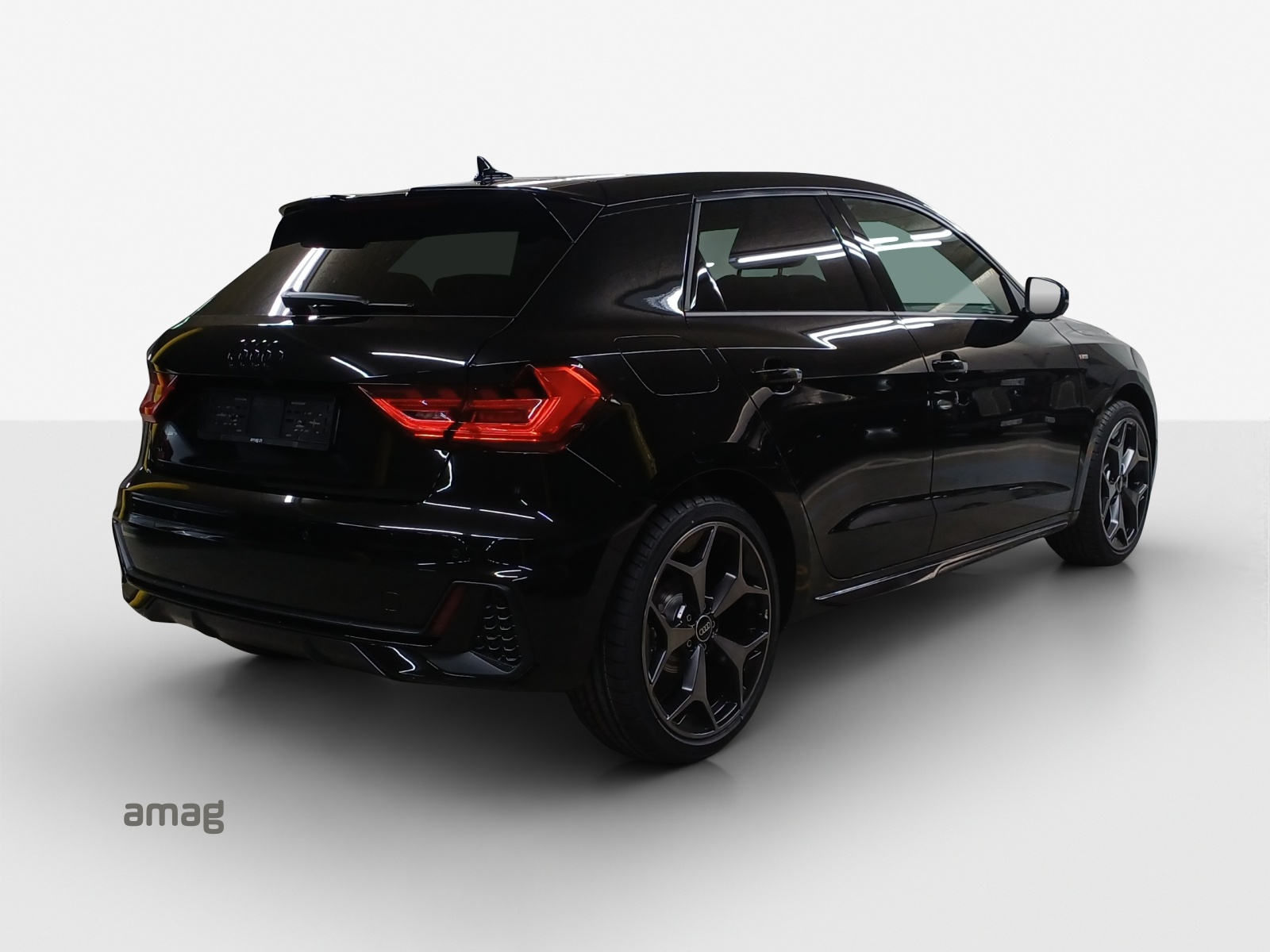 AUDI A1 Sportback 30 TFSI S Line S-tronic-image-4