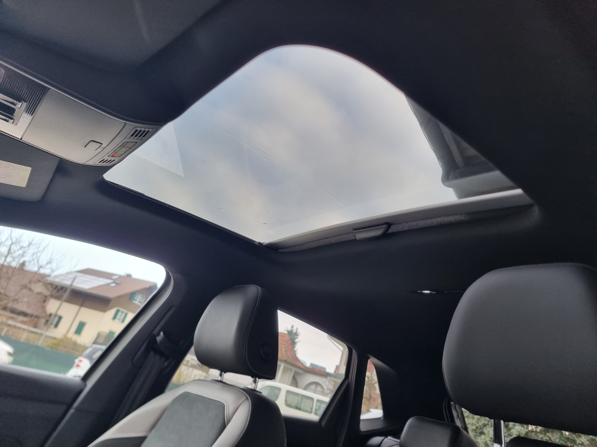 VW Polo 2.0 TSI GTI DSG-image-10