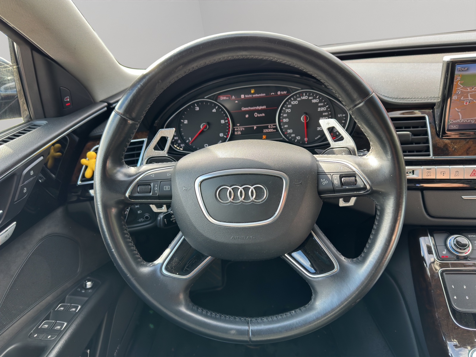 AUDI A8 3.0 TDI quattro tiptronic-image-18