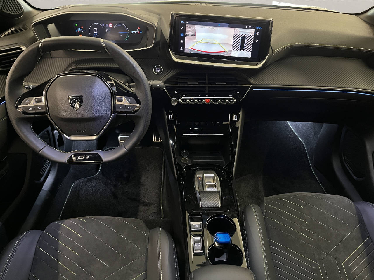 PEUGEOT 208 1.2 Hybrid 145 GT-image-5