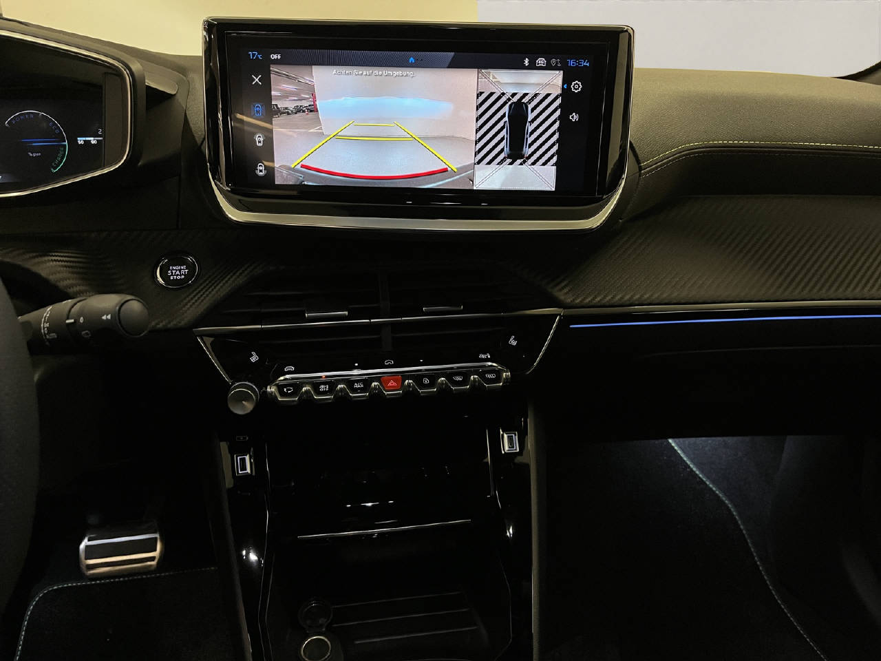 PEUGEOT 208 1.2 Hybrid 145 GT-image-7