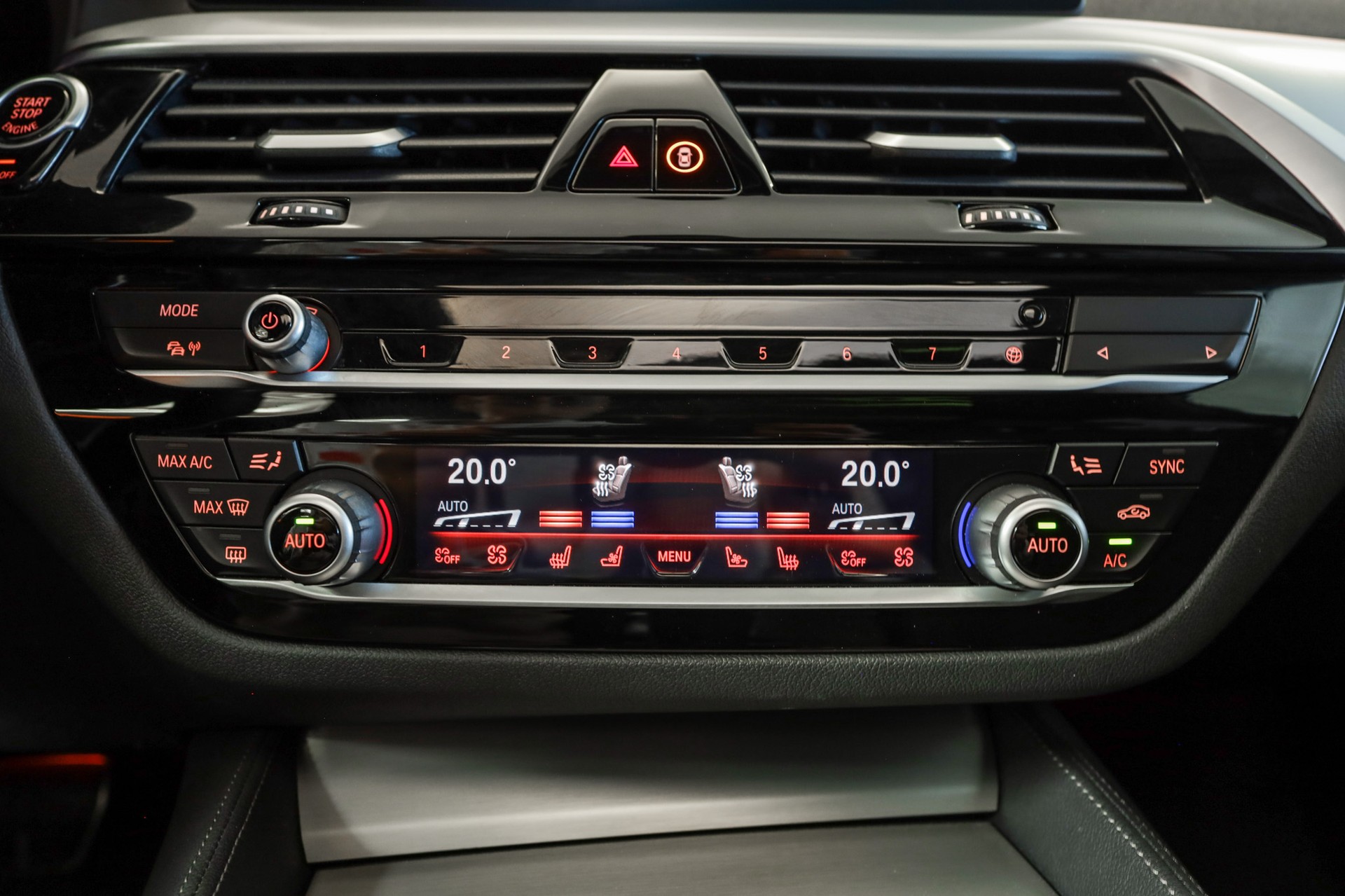 BMW 540d xDrive Pure M Sport Edition Steptronic-image-19