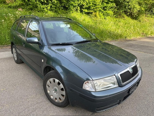 SKODA Octavia 1.9 TDI Tour 4x4-image-2