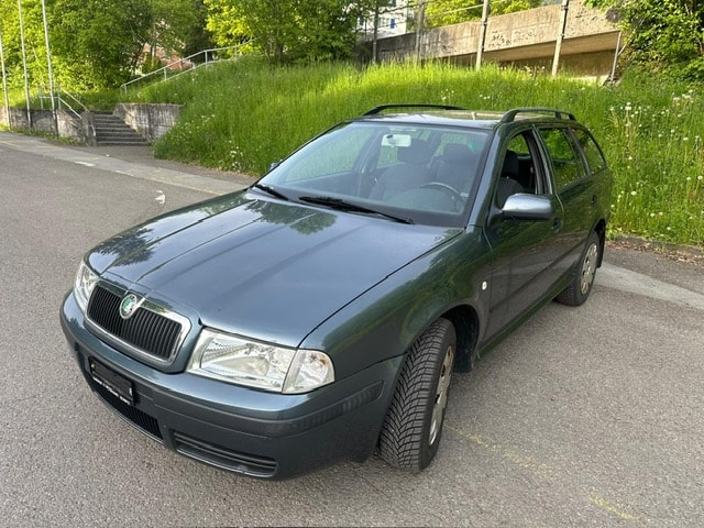 SKODA Octavia 1.9 TDI Tour 4x4-image-1