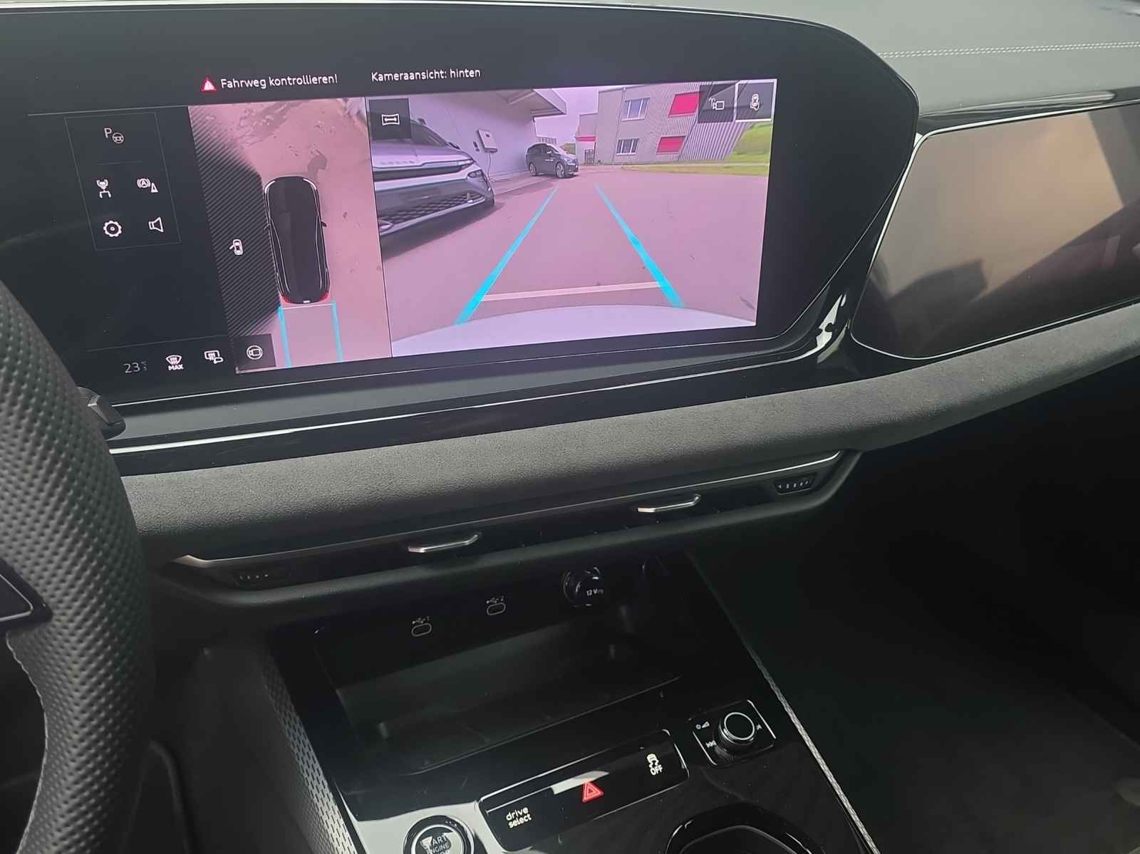 AUDI A5 Avant TDI quattro 150 kW S tronic-image-10