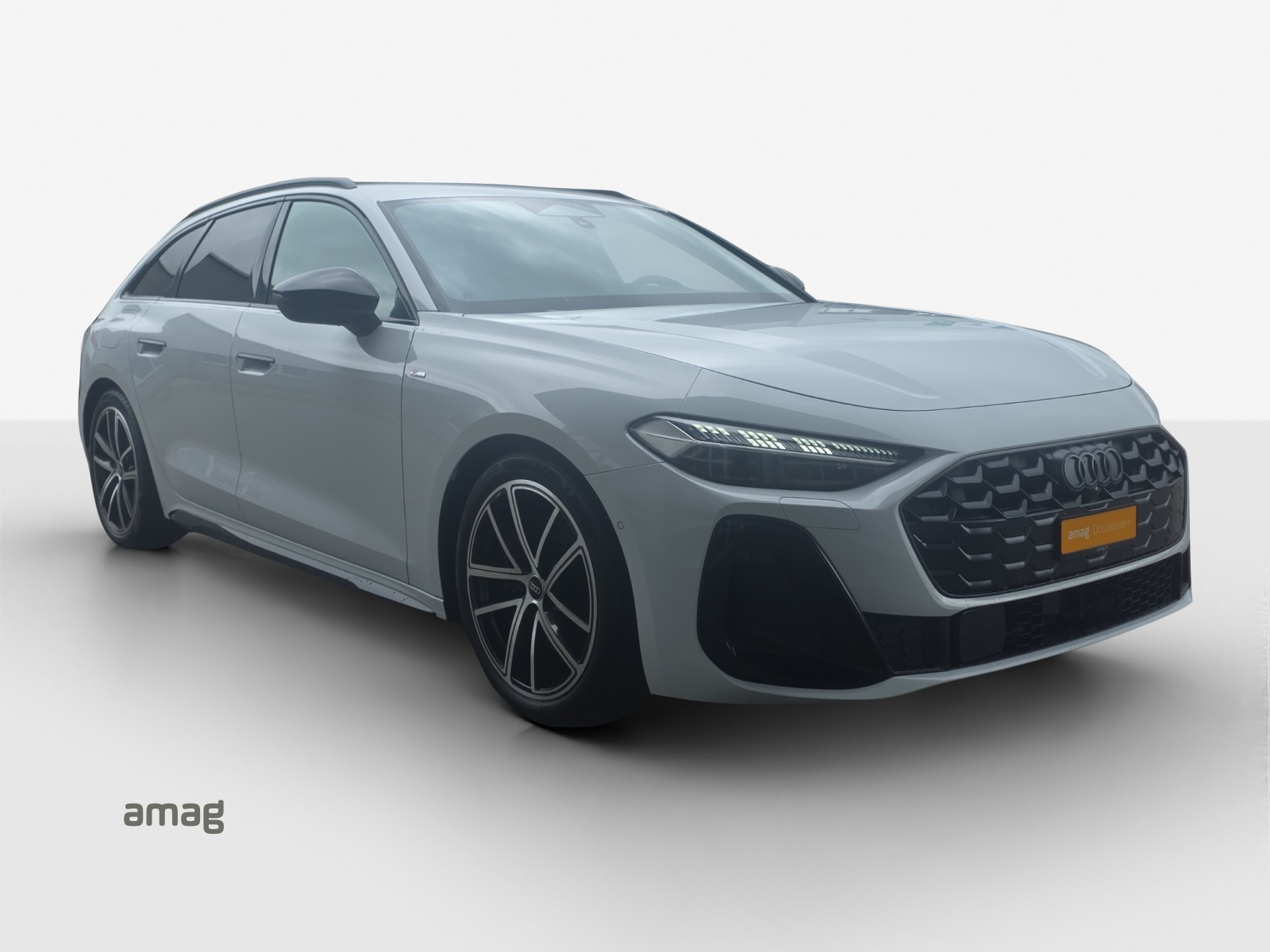 AUDI A5 Avant TDI quattro 150 kW S tronic-image-5