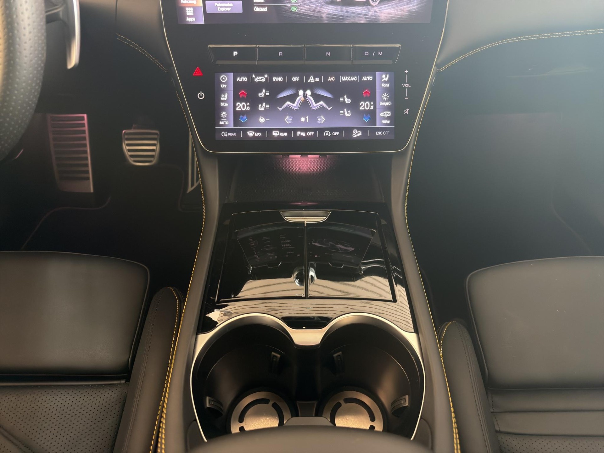 MASERATI Grecale 2.0 Hybrid Modena-image-15