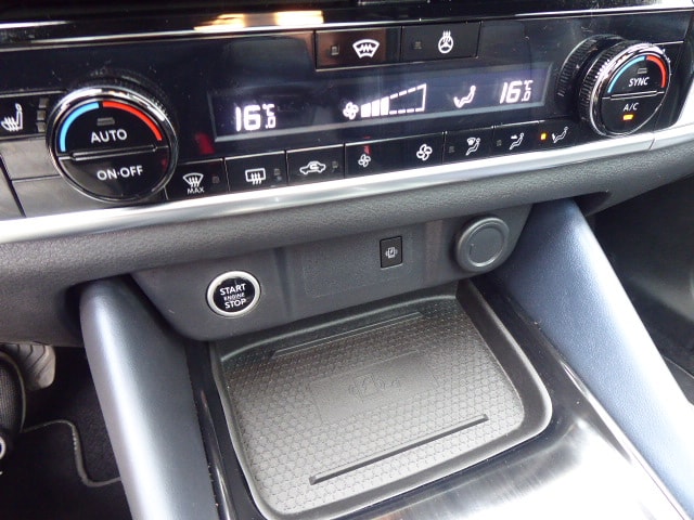 NISSAN Qashqai 1.3 DIG-T MHEV Tekna Xtronic 4x4-image-10