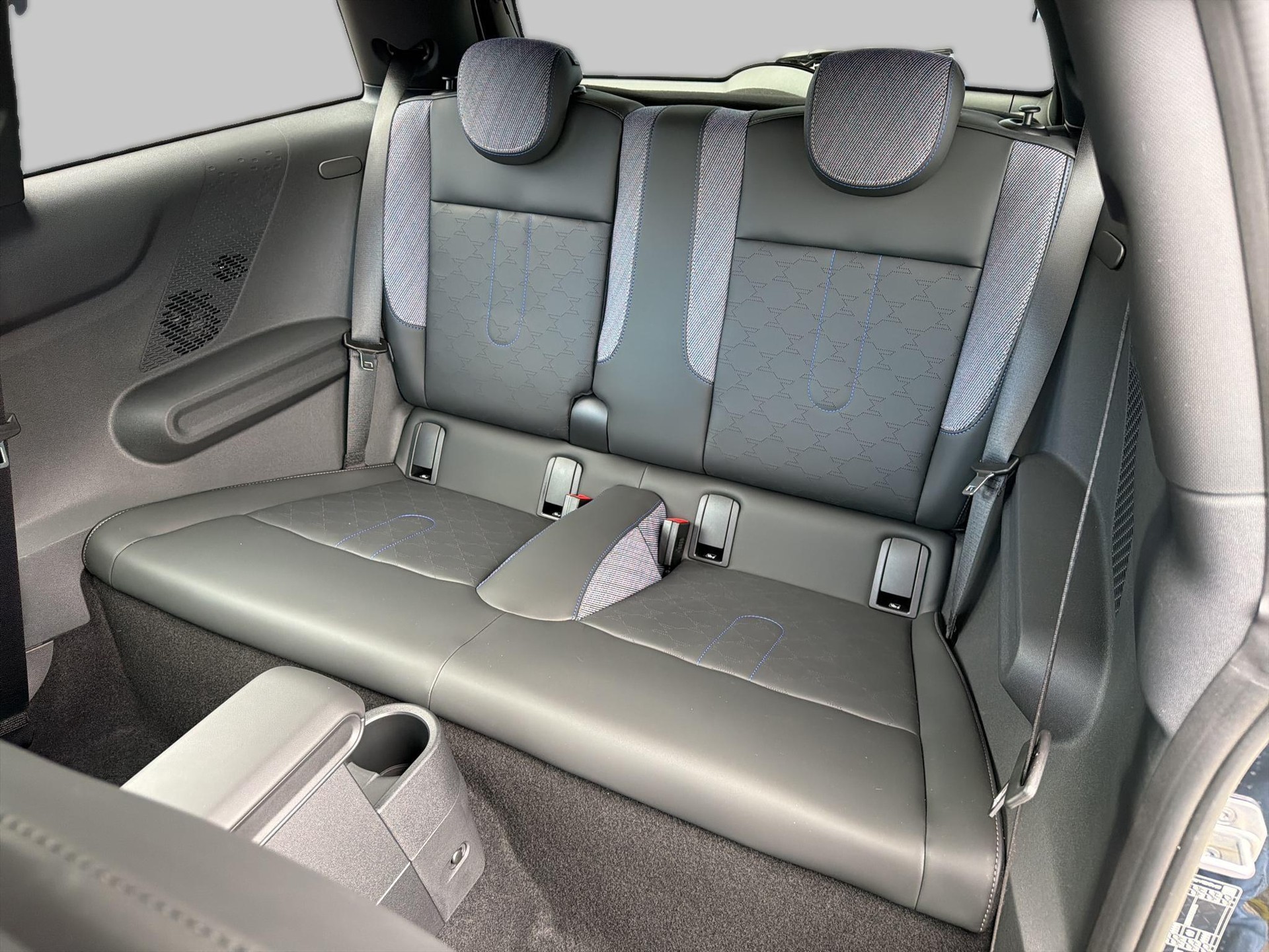 MINI Cooper S (3d)-image-16