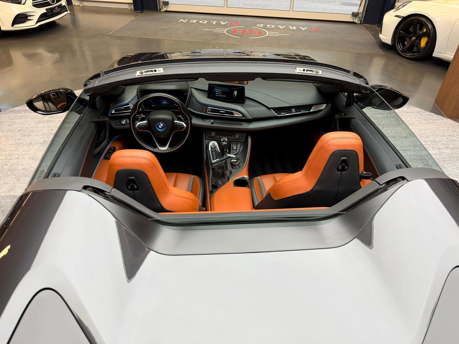 BMW i8 Roadster-image-14
