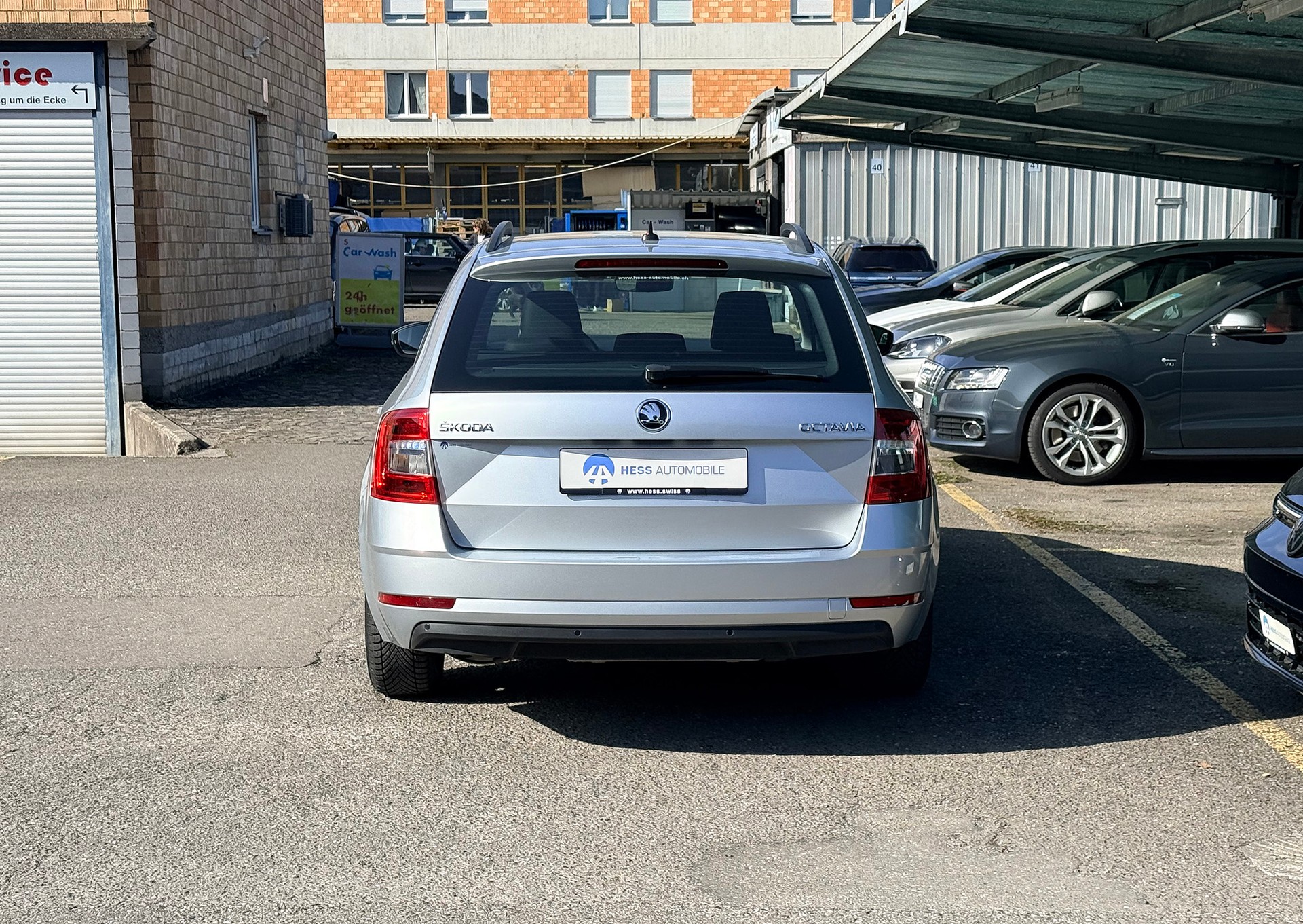 SKODA Octavia Combi 1.5 TSI Soleil DSG-Automat-showroom-element-3