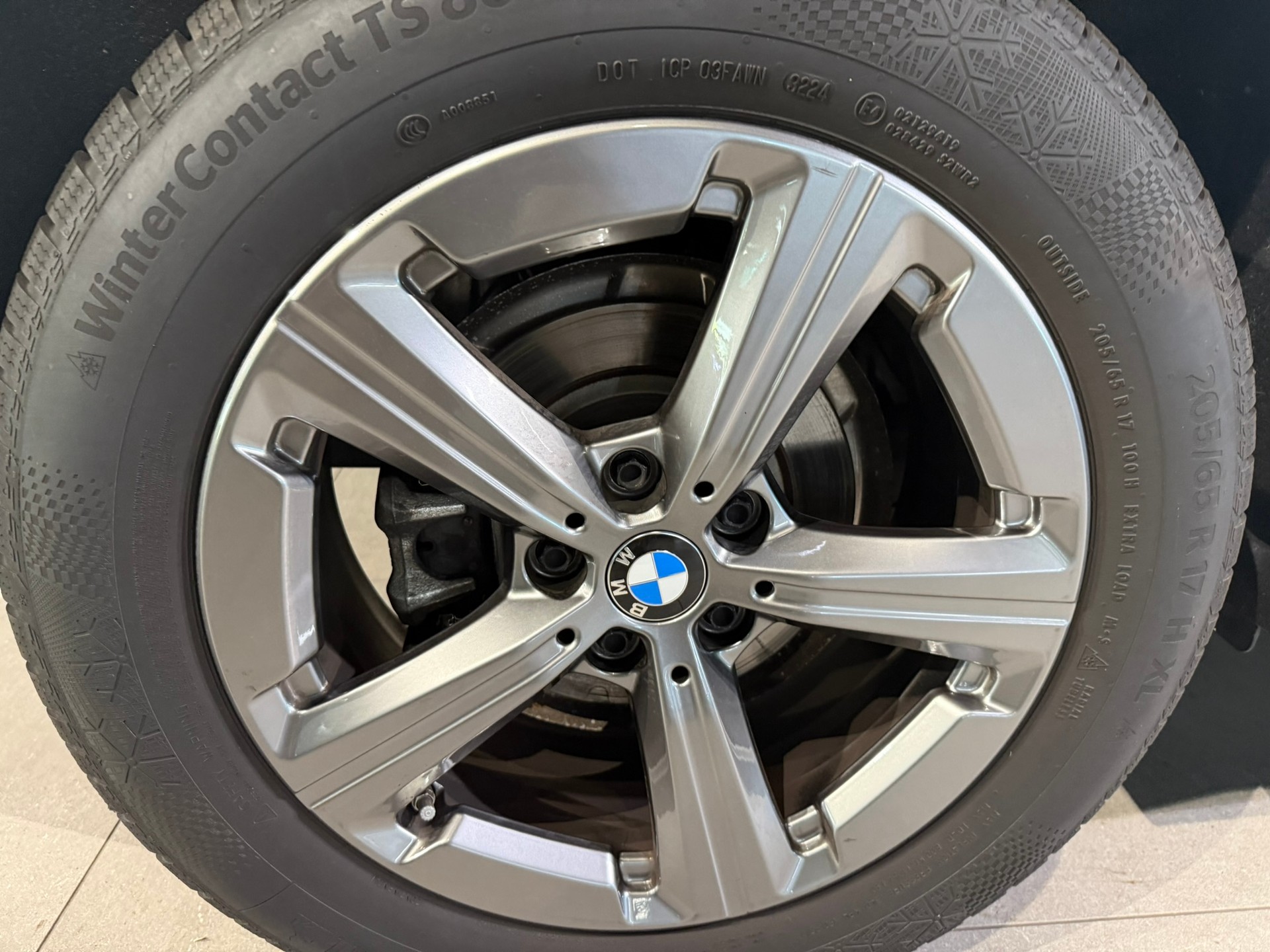 BMW X1 sDrive 18i-image-10