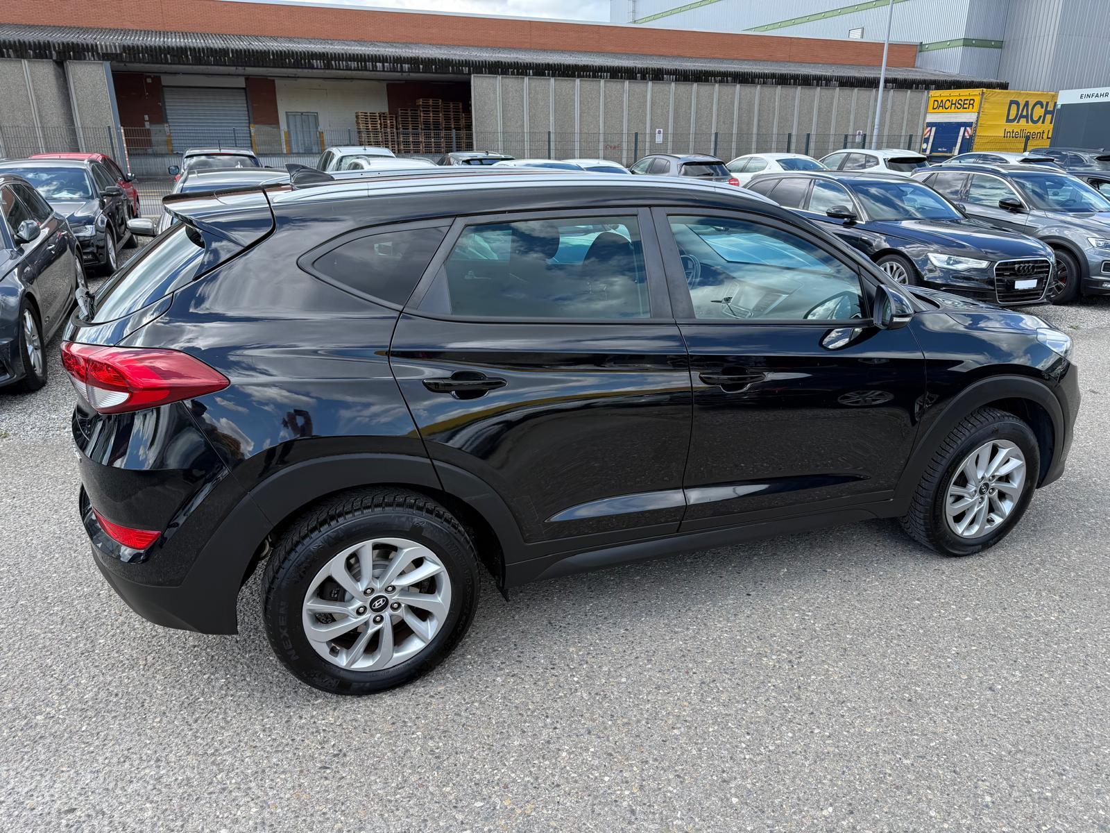 HYUNDAI Tucson 1.6 T-GDi Amplia 2WD-image-7
