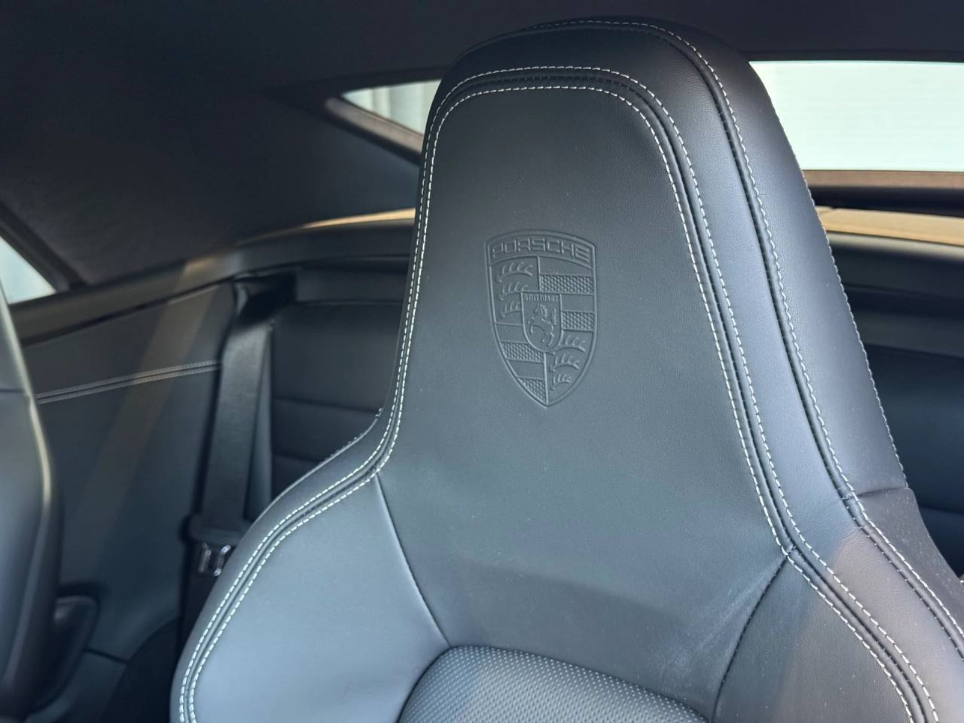 PORSCHE 911 Carrera 4S Cabriolet-image-28