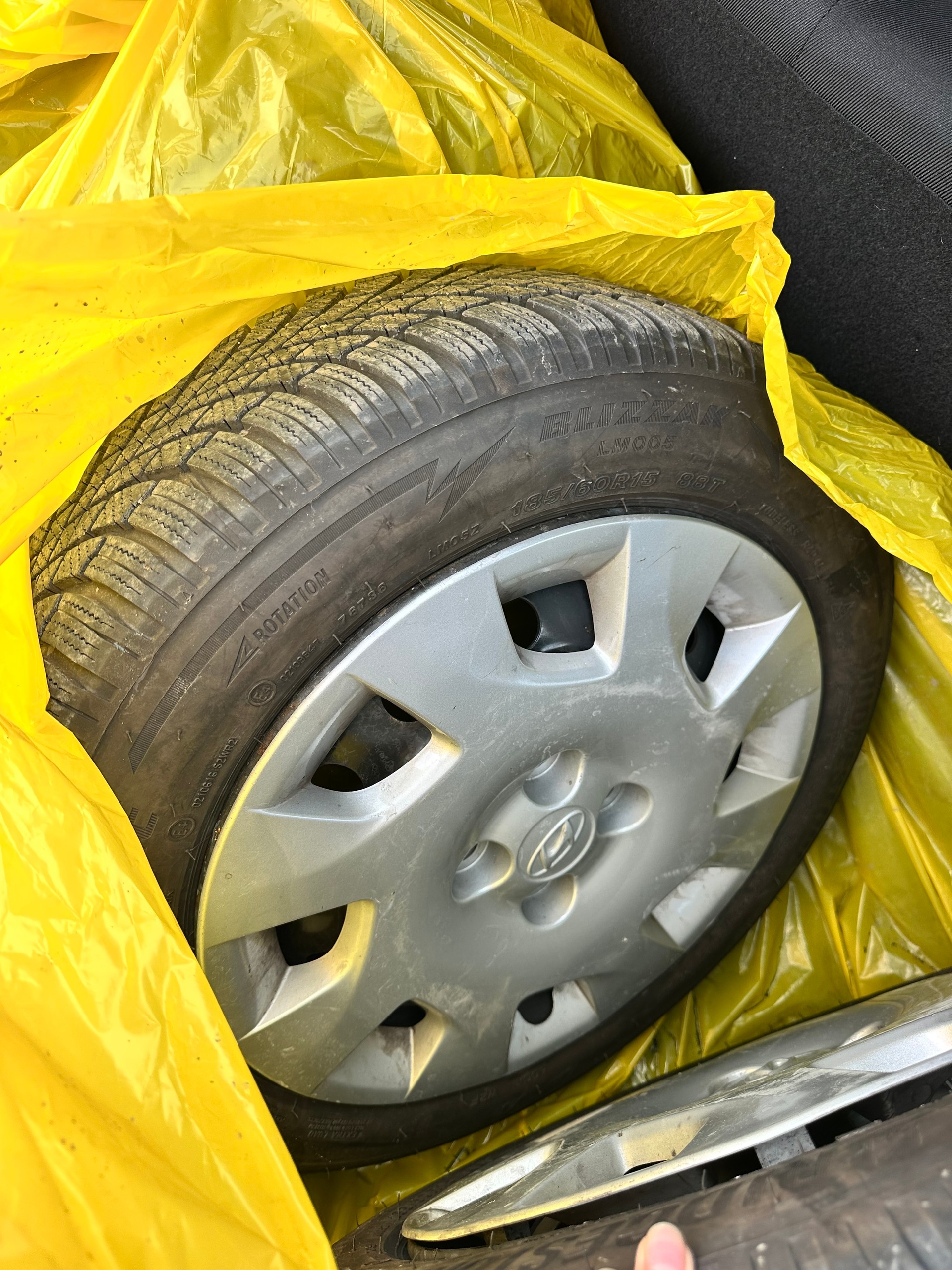 HYUNDAI i20 1.2 Comfort-image-15
