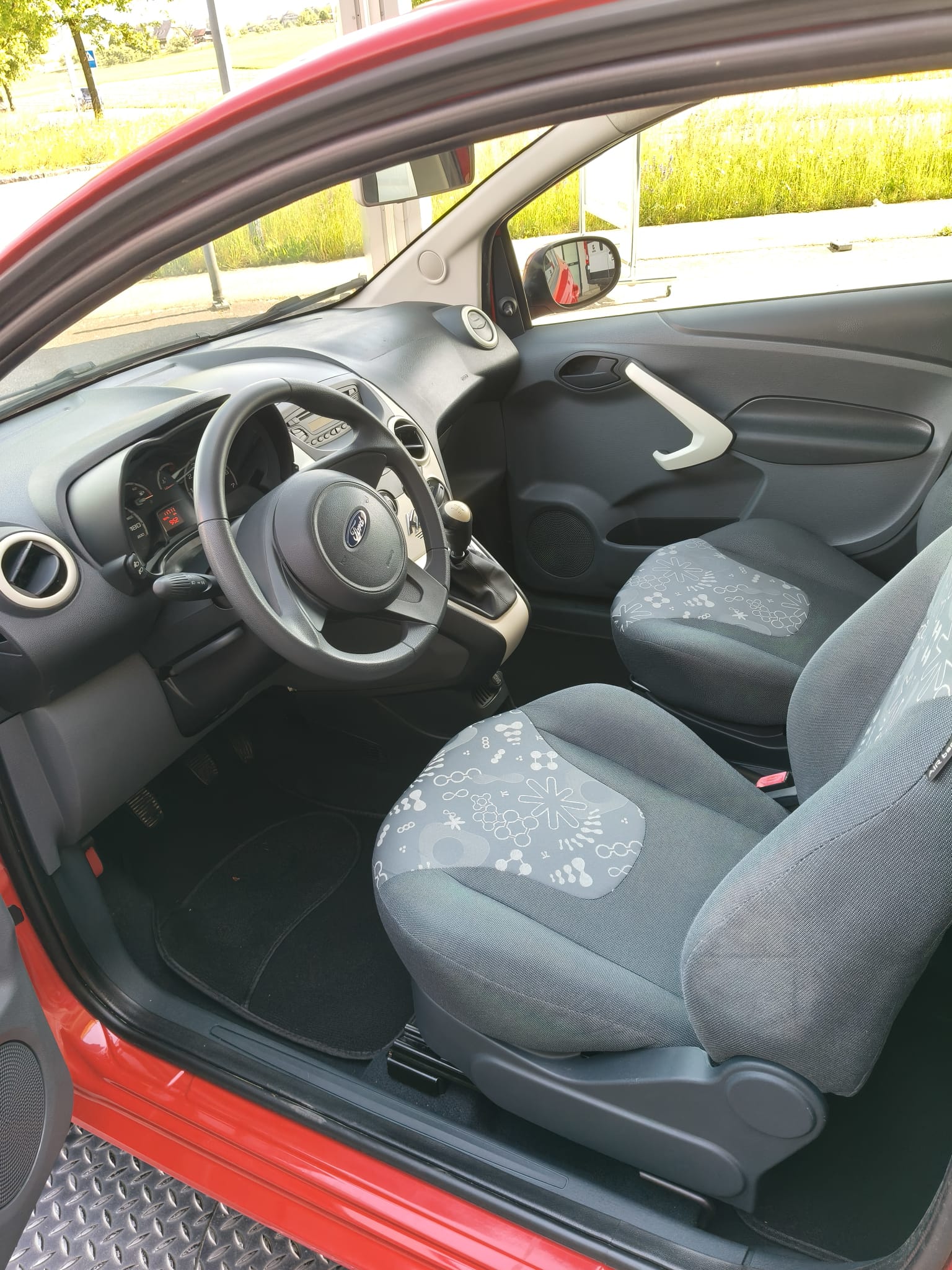 FORD KA 1.25-image-7