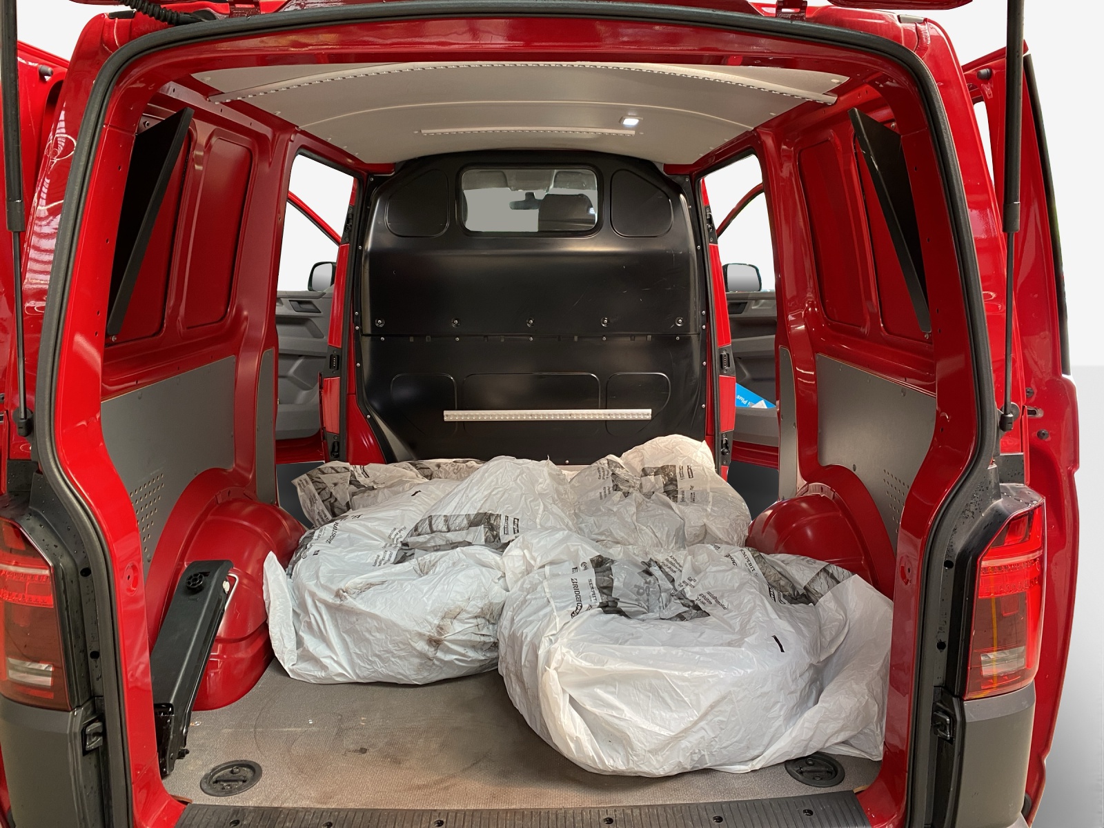 VW T6.1 2.0 TDI-image-12