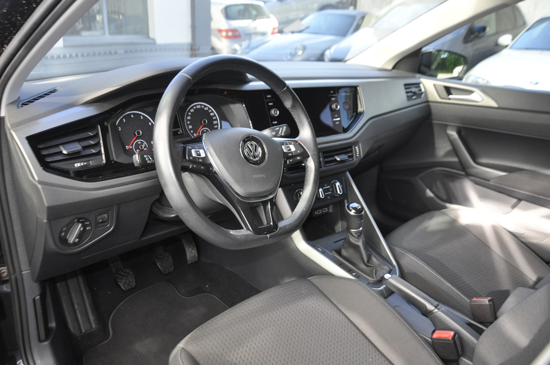 VW Polo 1.0 TSI BMT Comfortline-image-5