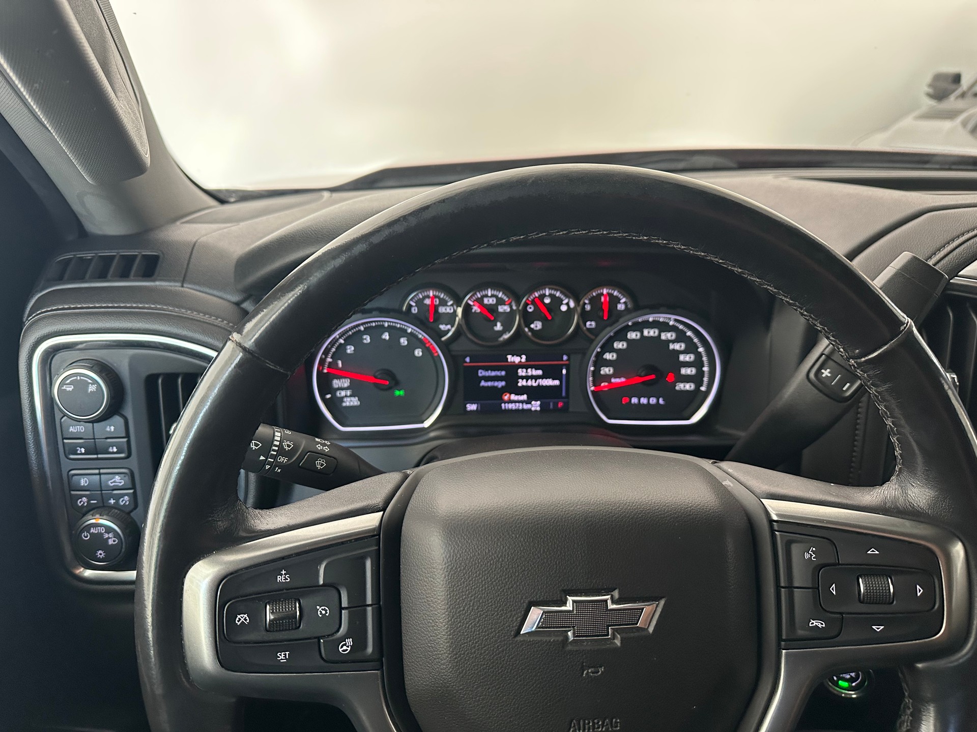 CHEVROLET Silverado 1500 Z71-image-6