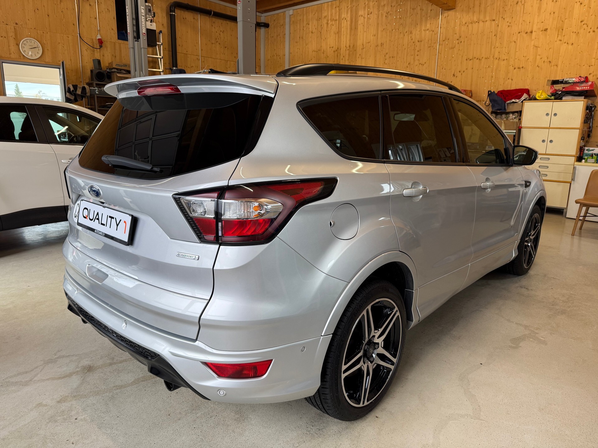 FORD Kuga 1.5 SCTi ST Line High 4WD Automatic-image-3