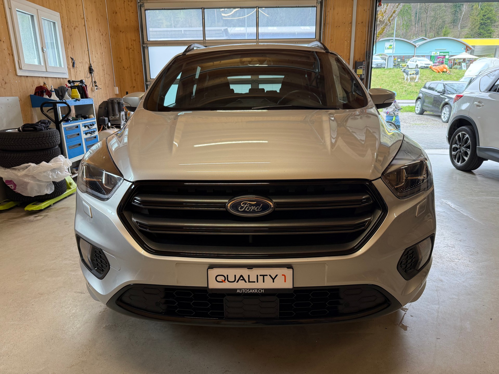 FORD Kuga 1.5 SCTi ST Line High 4WD Automatic-image-1
