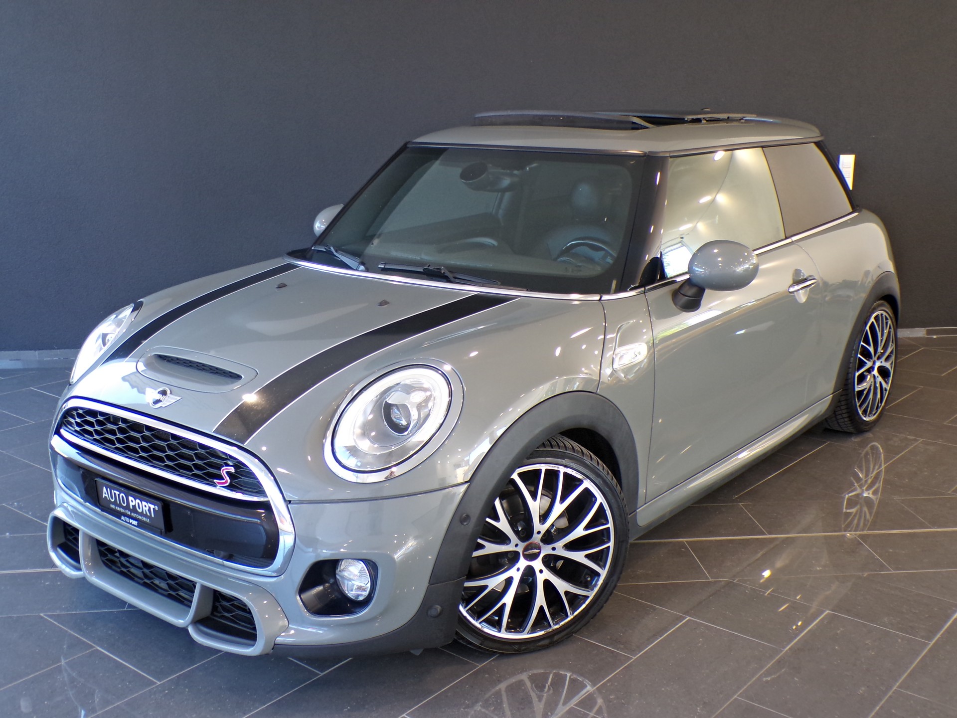 MINI Cooper S Steptronic