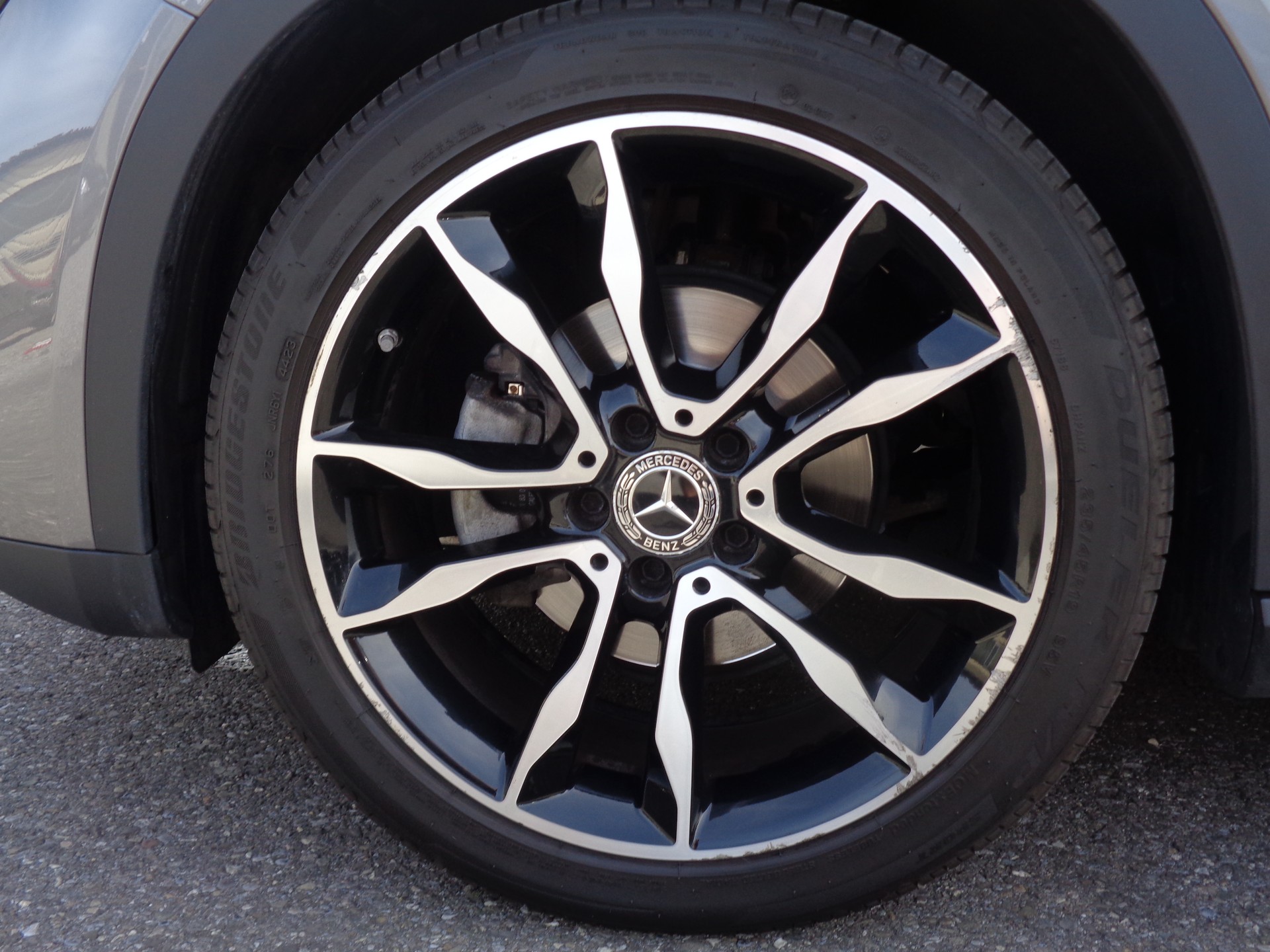 MERCEDES-BENZ GLA 200 Night Star 7G-DCT-image-3