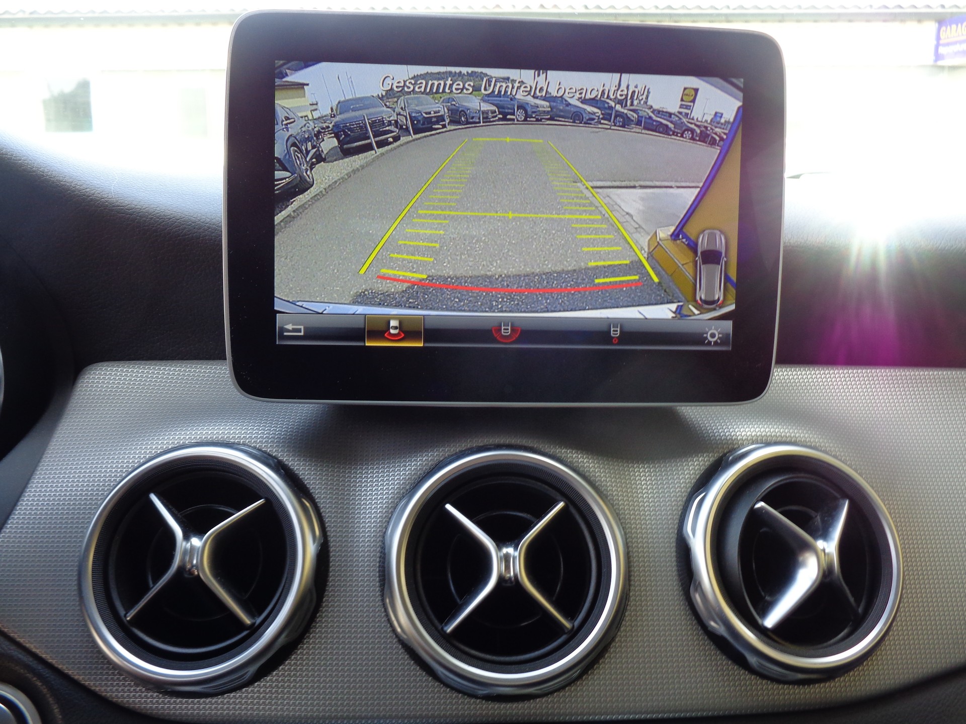MERCEDES-BENZ GLA 200 Night Star 7G-DCT-image-14