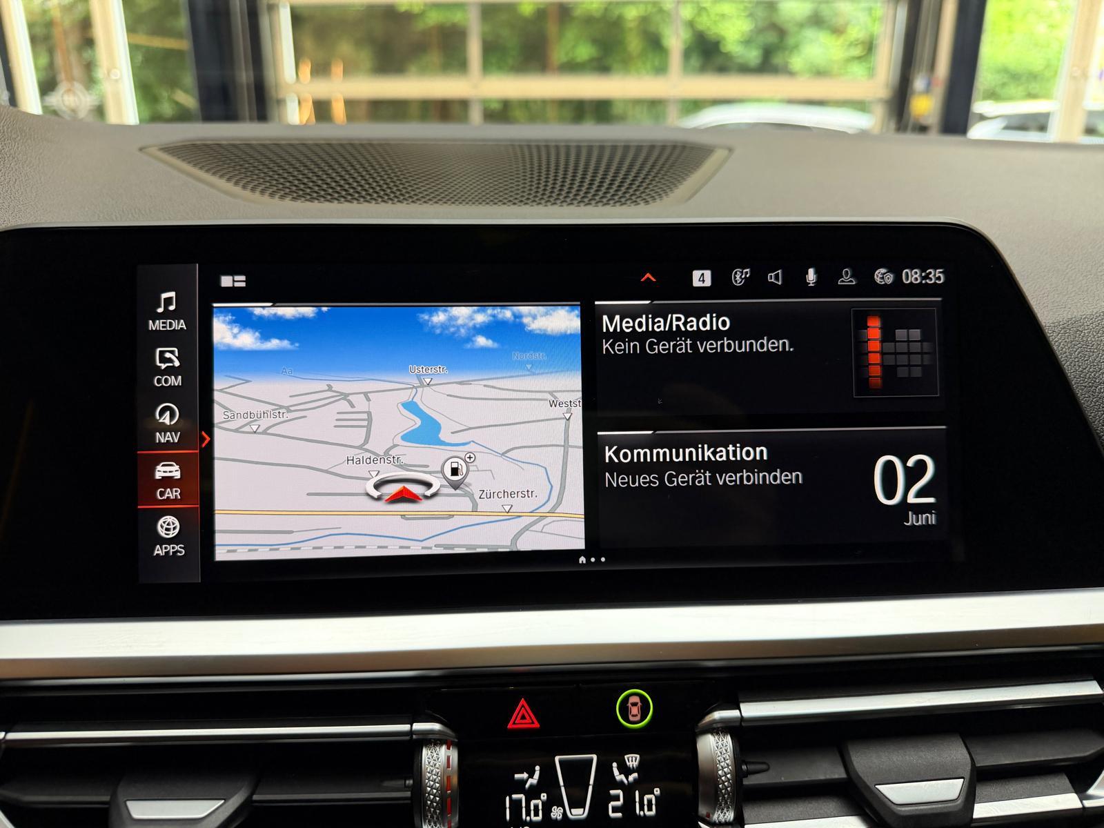 BMW 420i Coupé-image-19