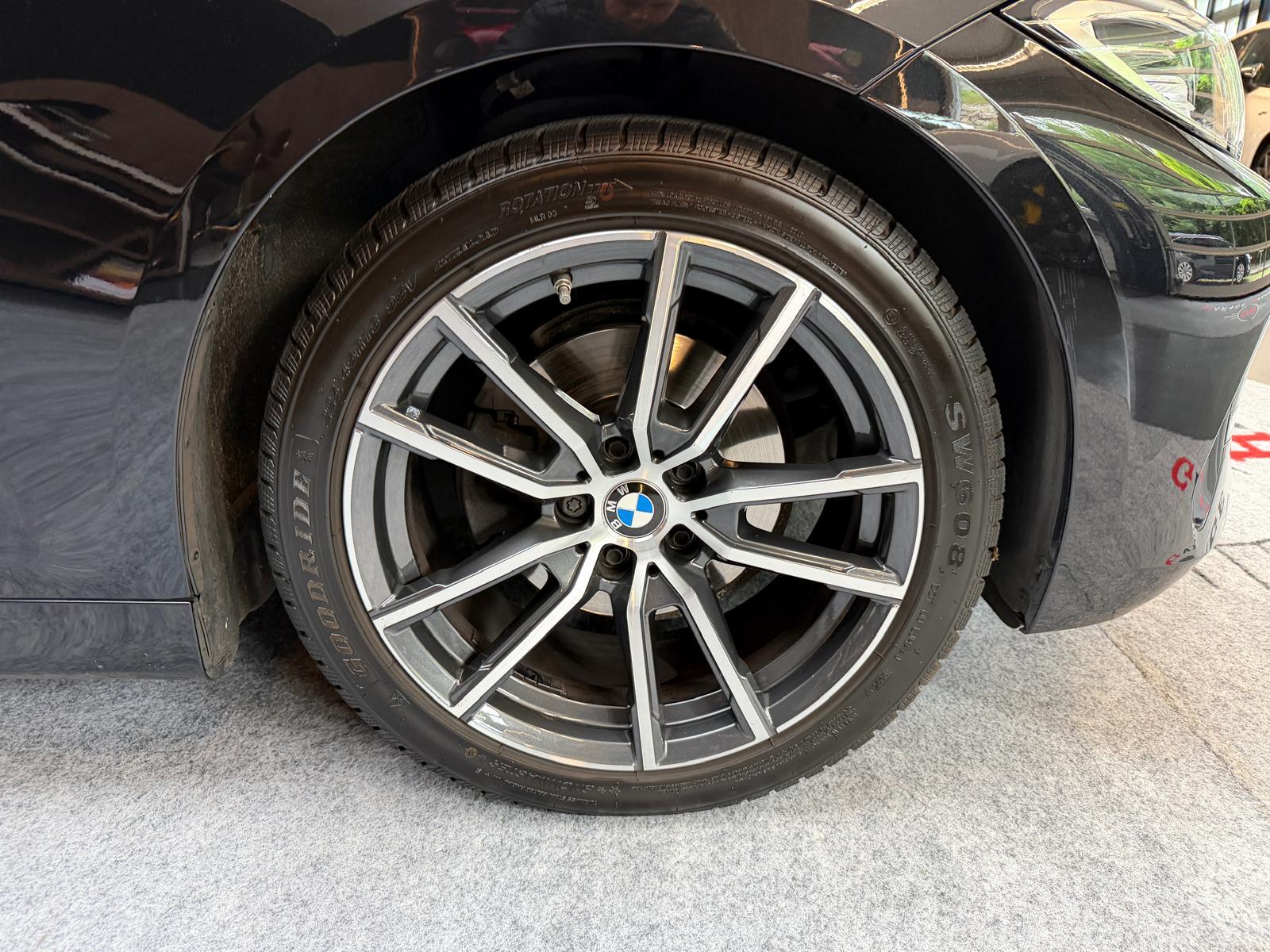 BMW 420i Coupé-image-9